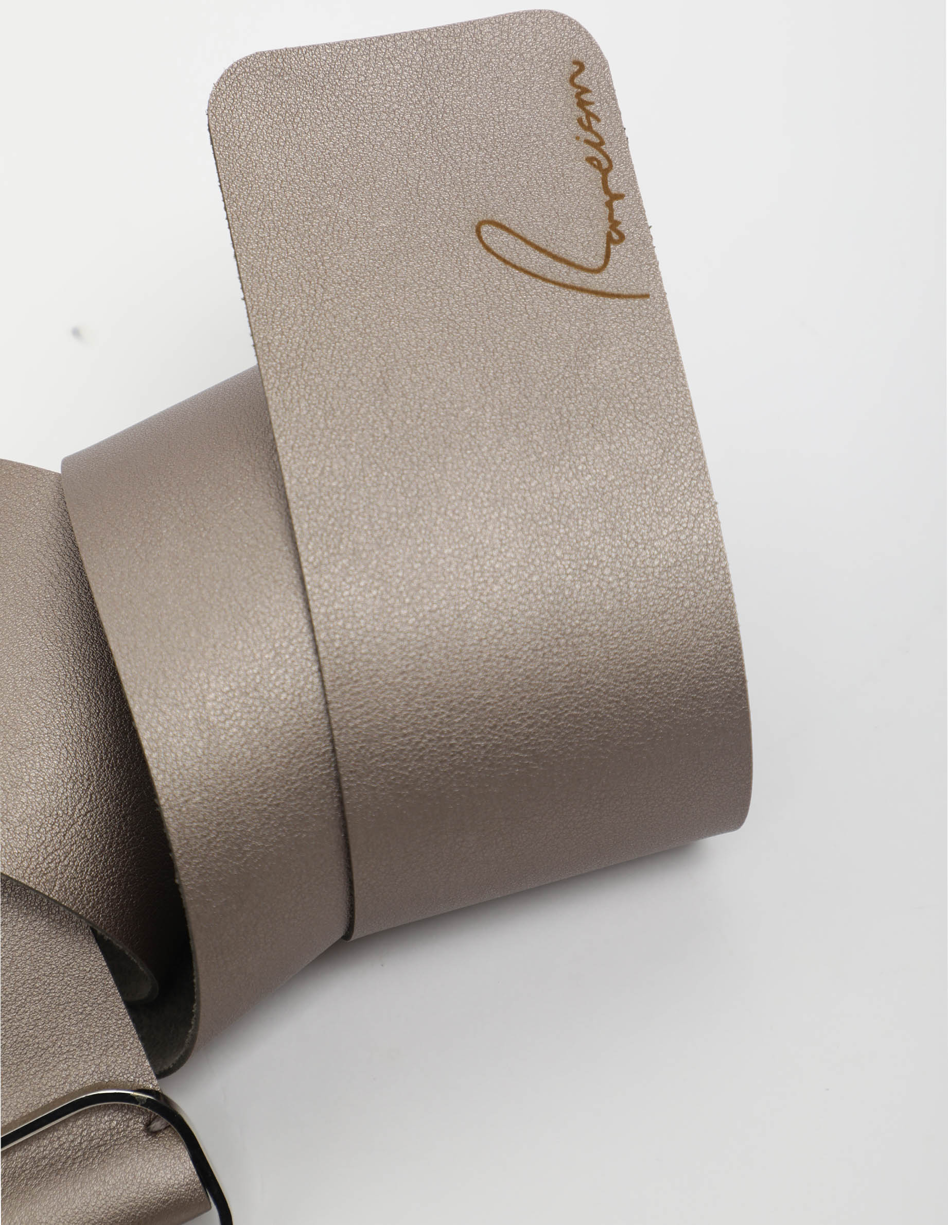 Rareism Women Abandon Metalic Grey Solid Leather Belt