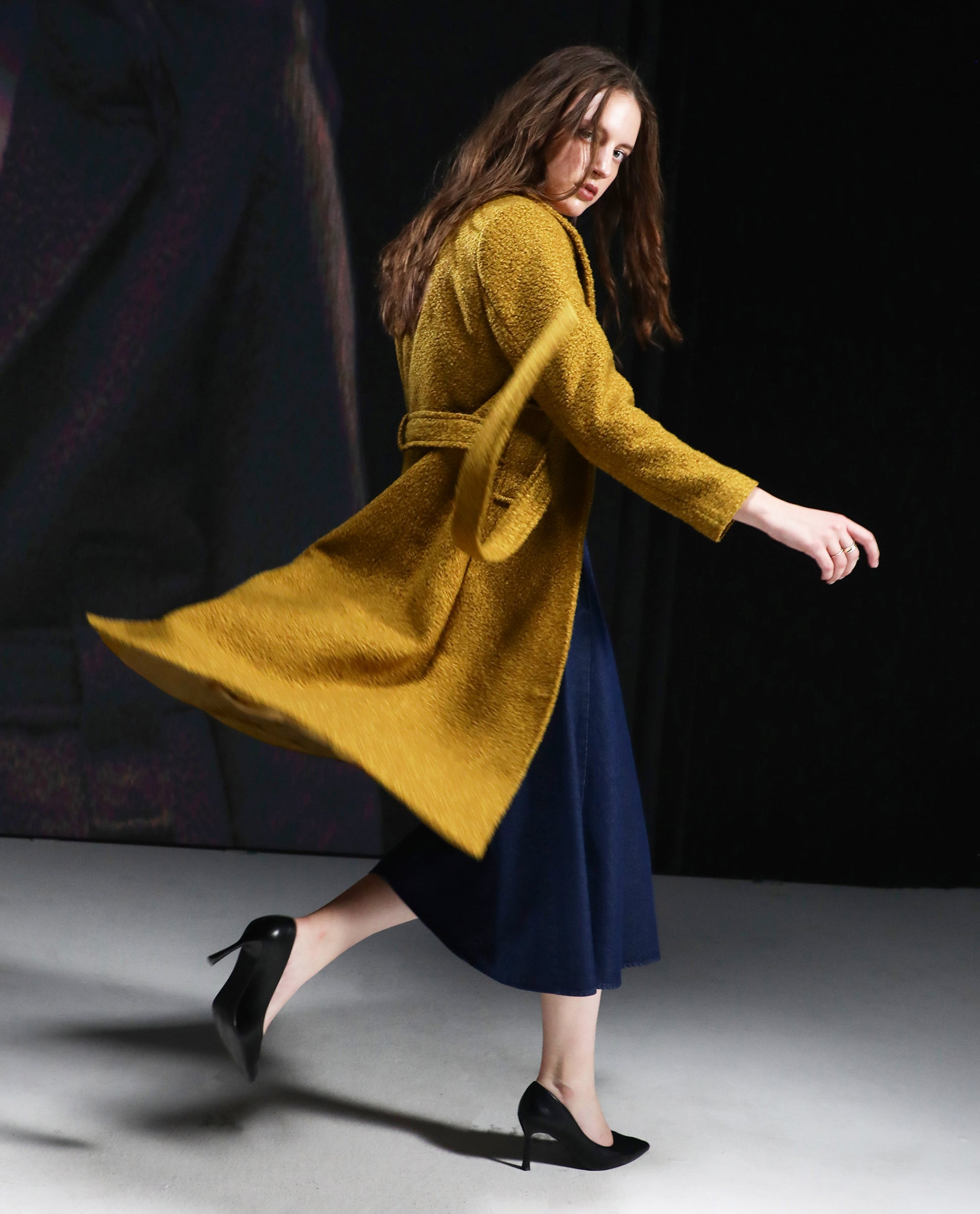 Rareism Women's Gisbor Yellow Sherpa Lapel Neck Plain Midi Regular Fit Jacket