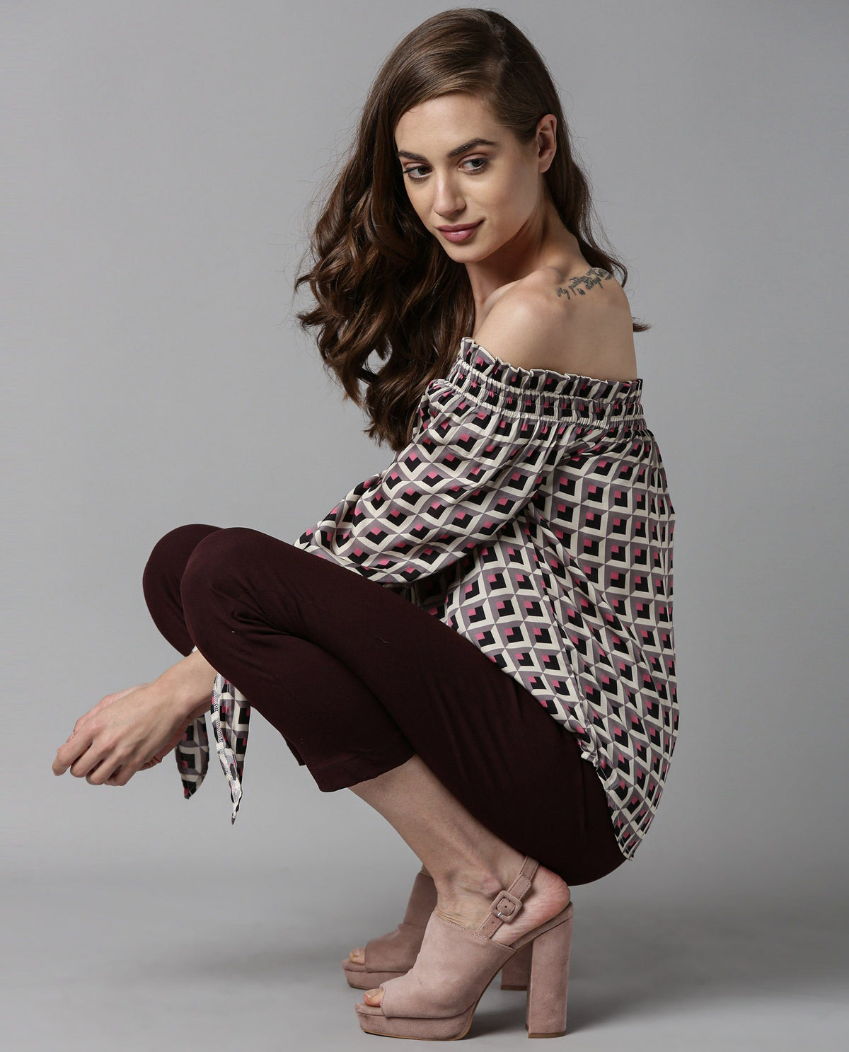 Rareism Women Fest Beige Top Short Sleeves Printed