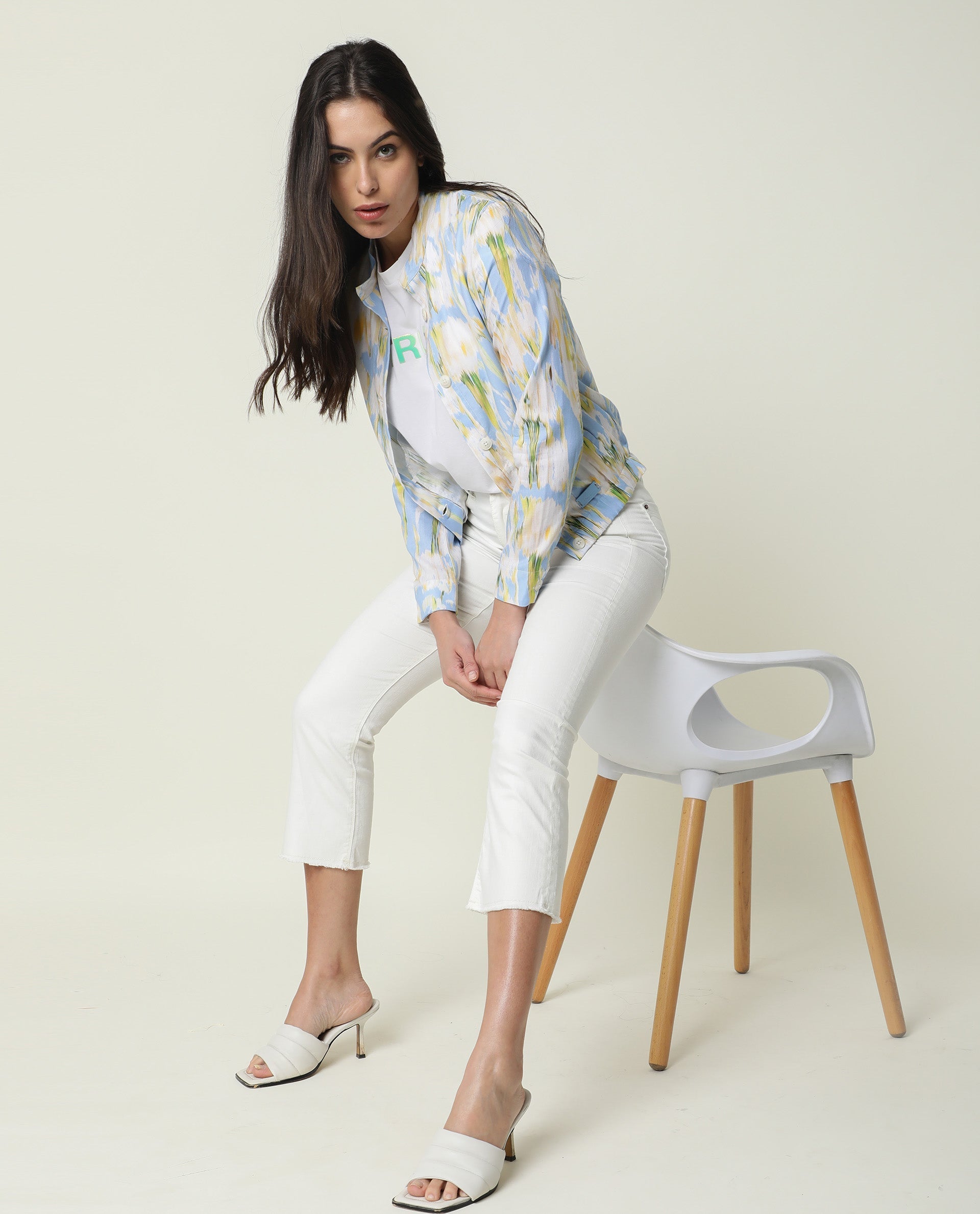 Rareism Women Halt Green Cotton Fabric Full Sleeves Abstract Print High Neck Jacket