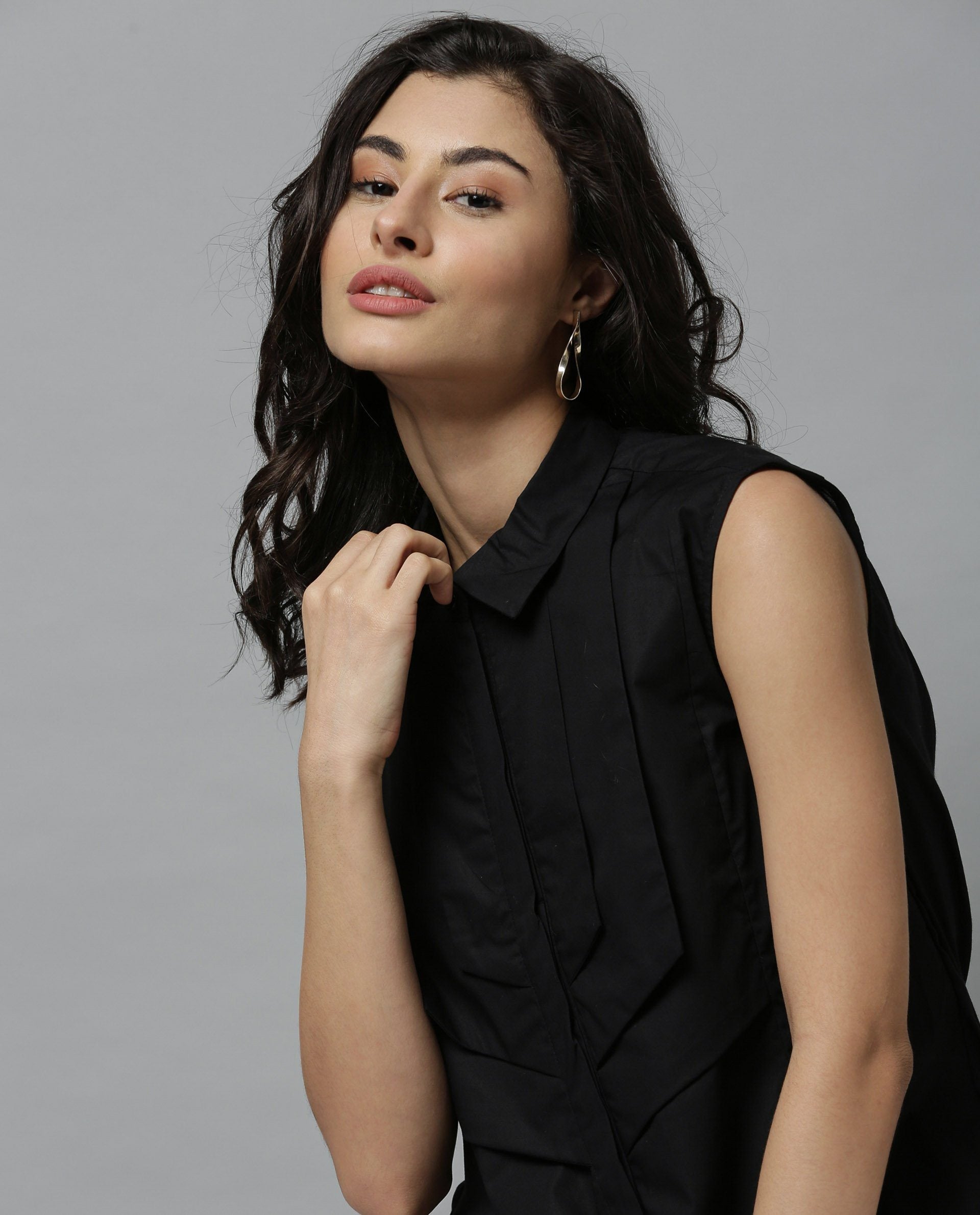 Rareism Women Lotte Black Top Sleeveless