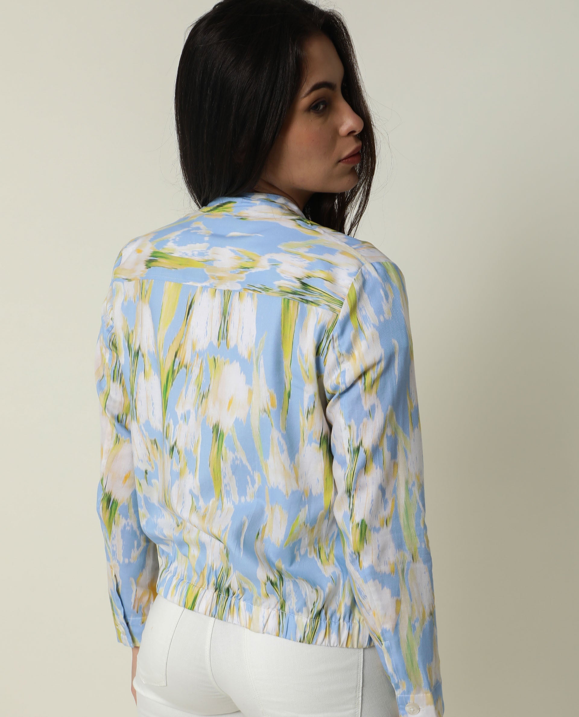 Rareism Women Halt Green Cotton Fabric Full Sleeves Abstract Print High Neck Jacket