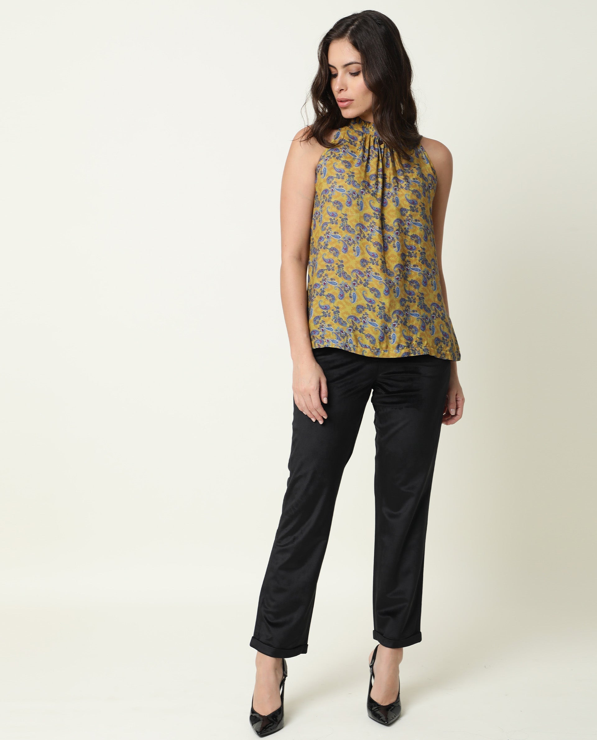 Rareism Women's Elordi Olive Halter Neck Floral Print Sleeveless Knee Length Tailored Top