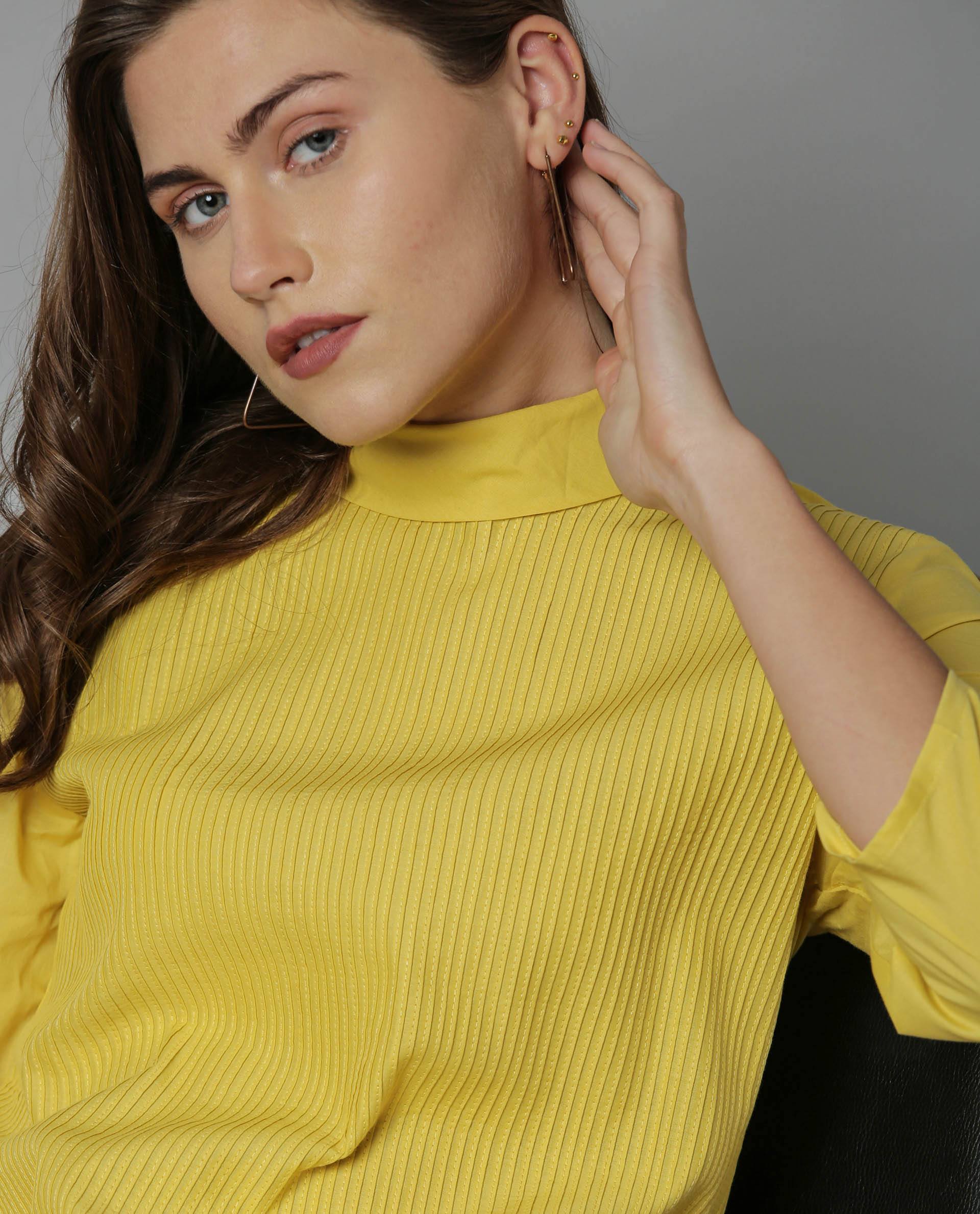 Rareism Women Pins-1 Yellow Top Short Sleeves