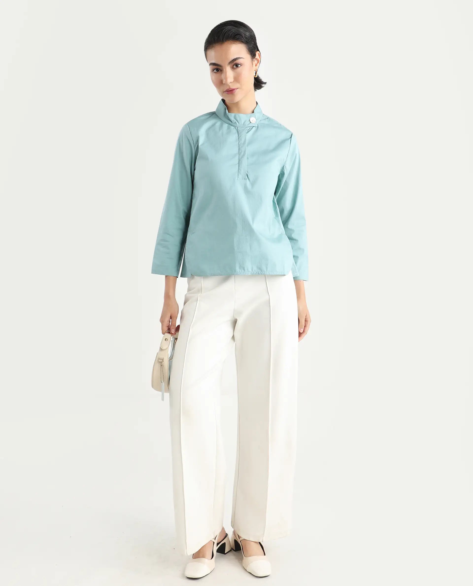 Rareism Women's Horhay Green Cotton Blend Mandarin Collar Plain Relaxed Fit Top