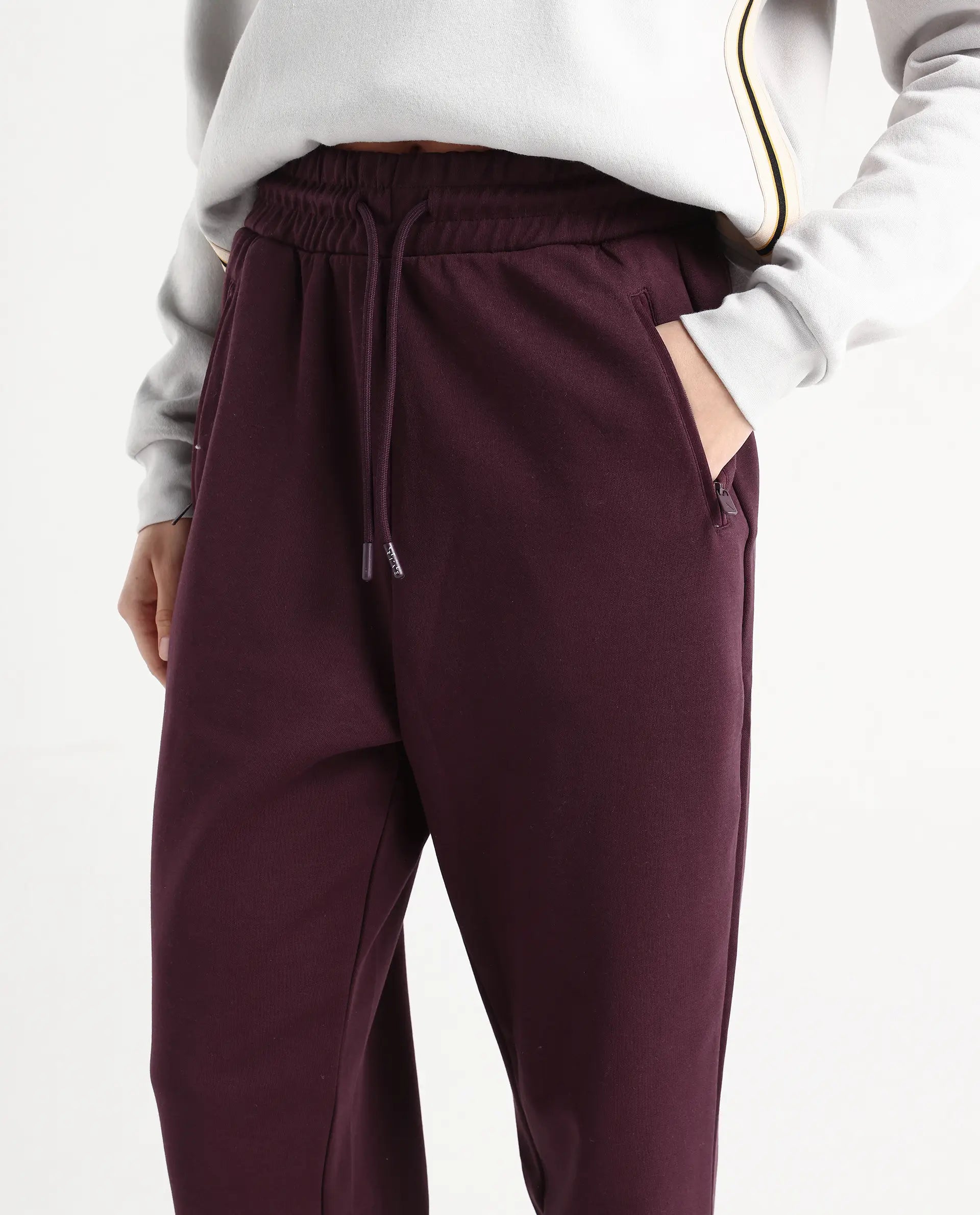 Rareism Women's Heavy Weight Interlock 340 Gsm Cotton Blend Plain Ankle Length Relaxed Fit Track Pant