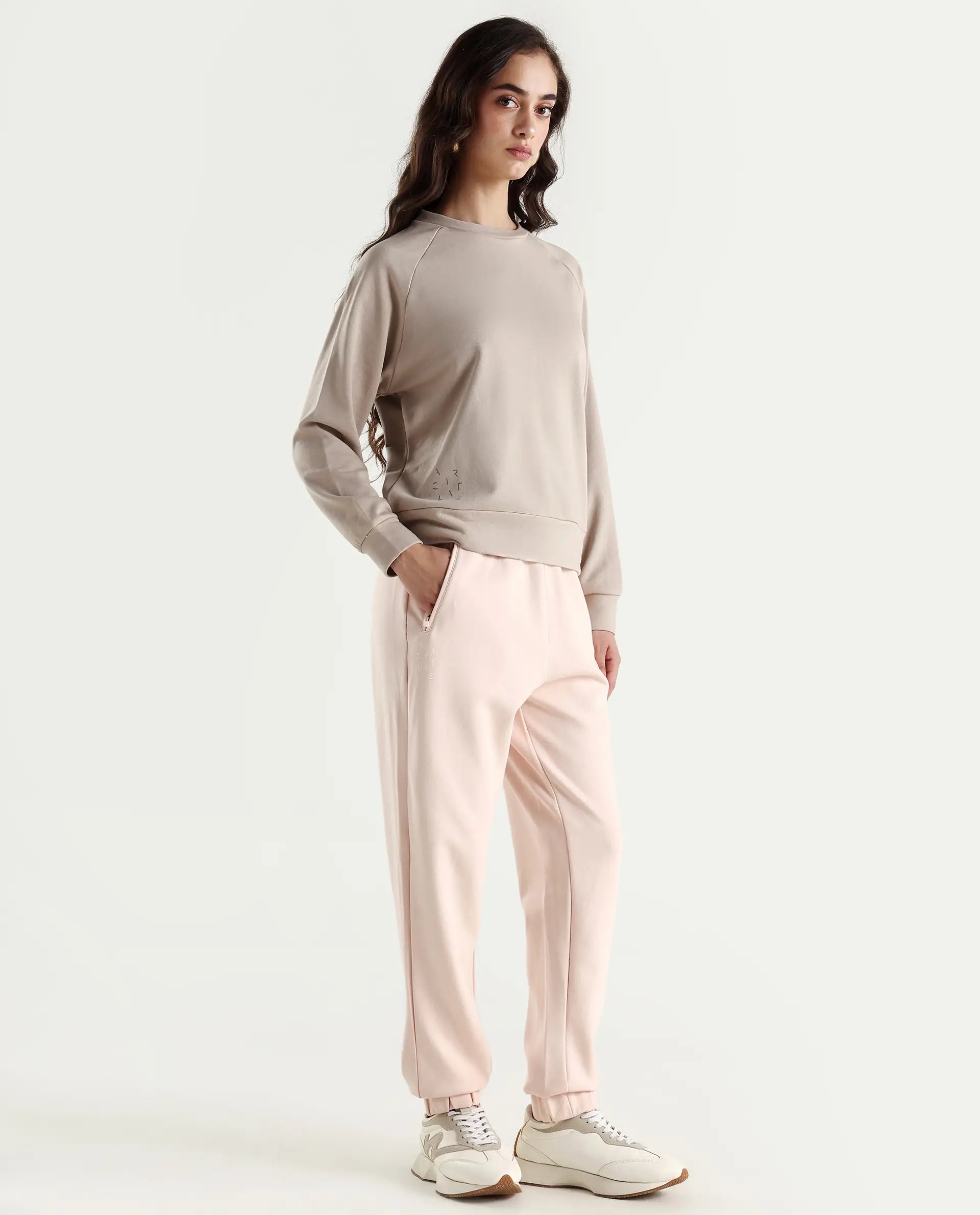 Rareism Women's Heavy Weight Interlock 340 Gsm Cotton Blend Plain Ankle Length Relaxed Fit Track Pant