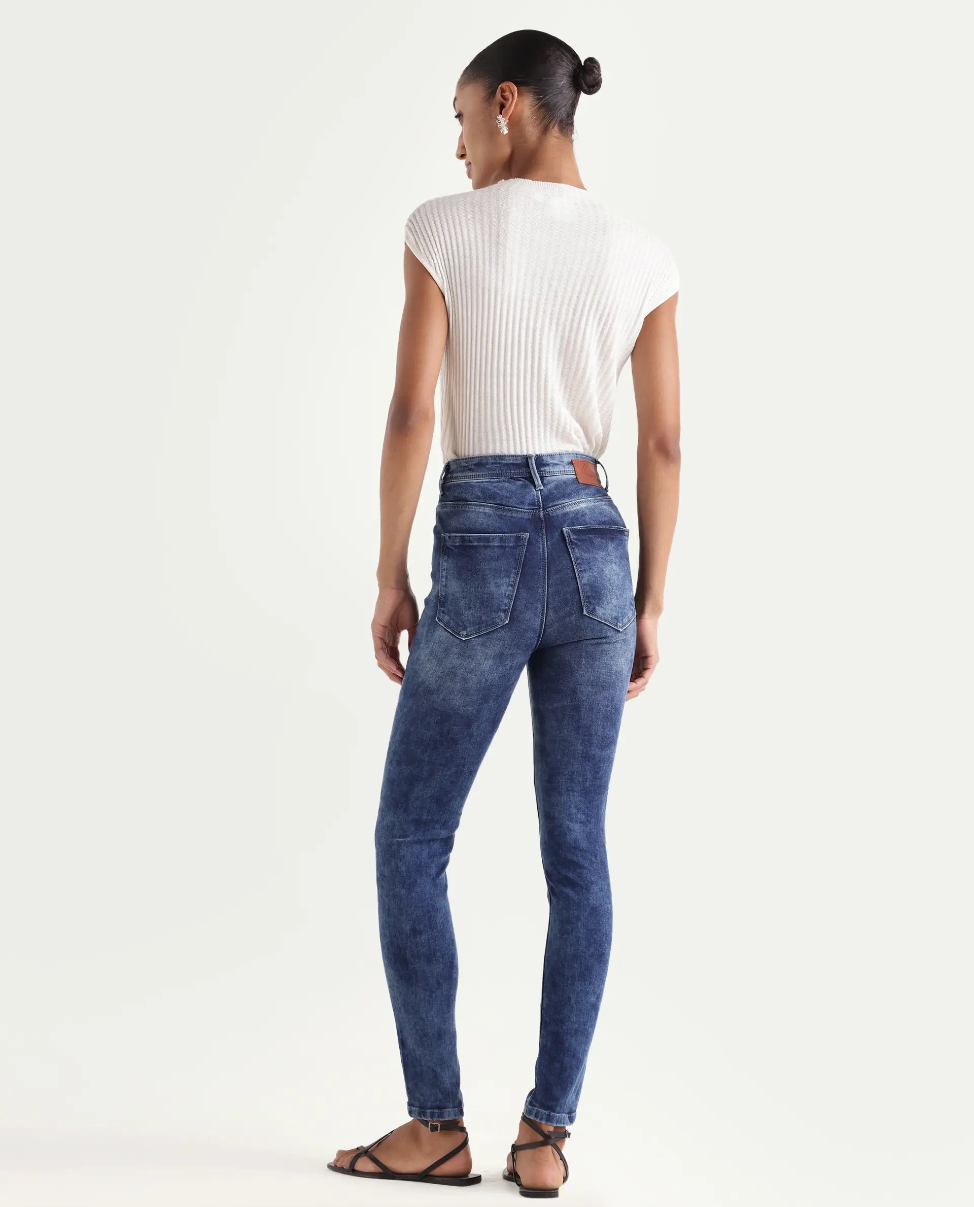 Rareism Women's Snowtail Blue Cotton Blend Plain Ankle Length Slim Fit Jeans