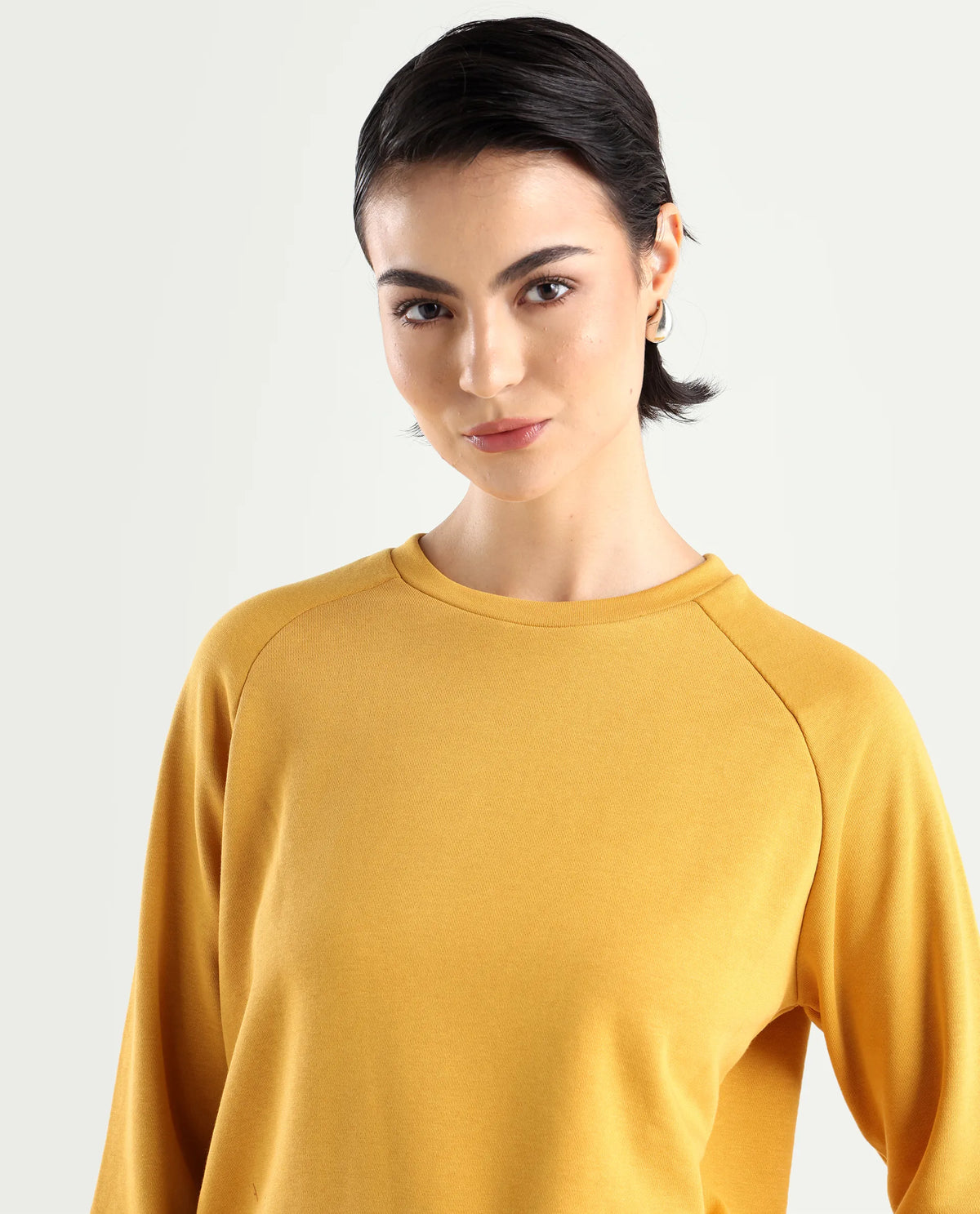 Rareism Women's Medium Weight Terry 290 Gsm Cotton Blend Crew Neck Plain Cuffed Sleeve Relaxed Fit Sweatshirt