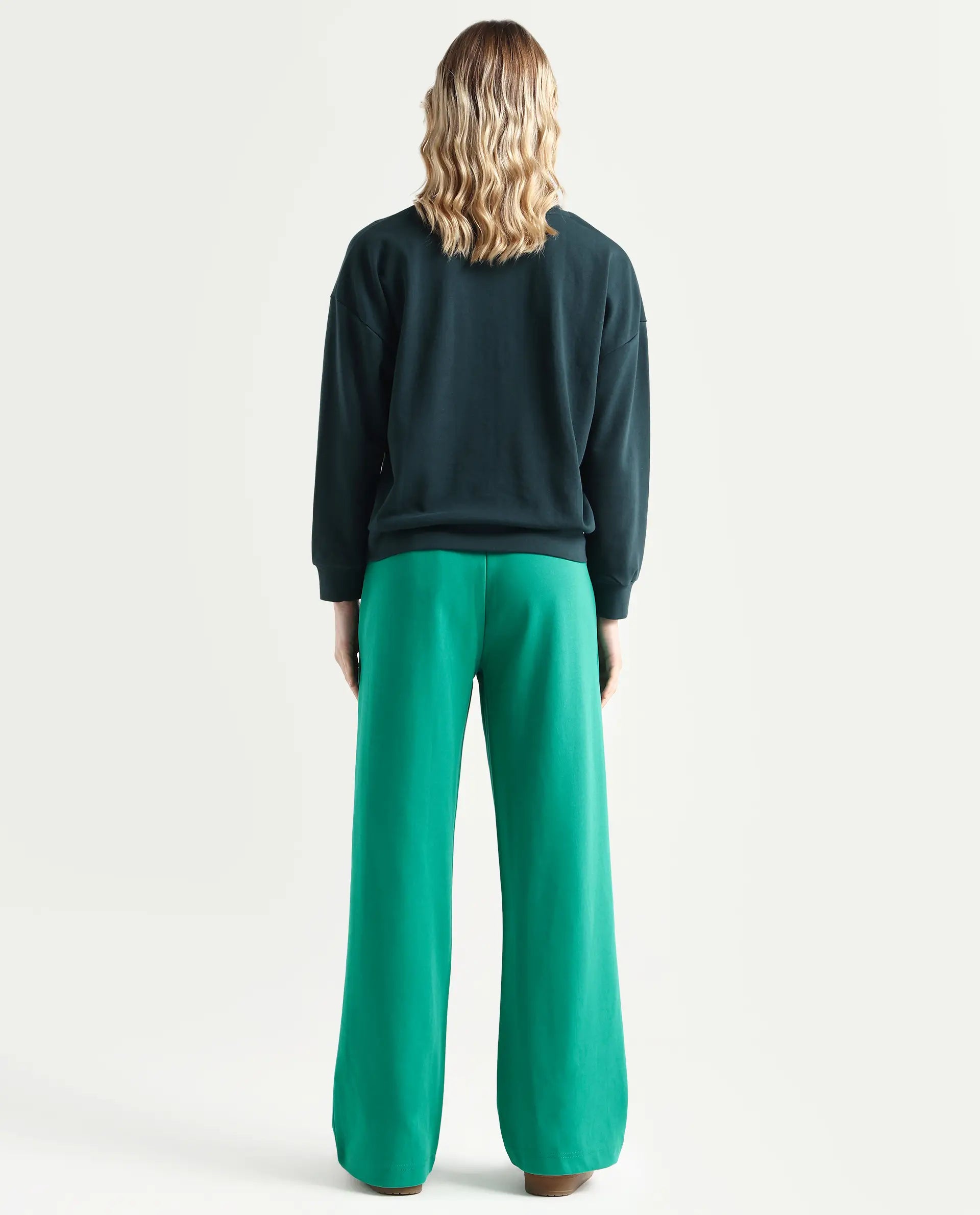 Rareism Women's Heavy Weight Interlock 340 Gsm Cotton Blend Plain Ankle Length Relaxed Fit Track Pant Flared