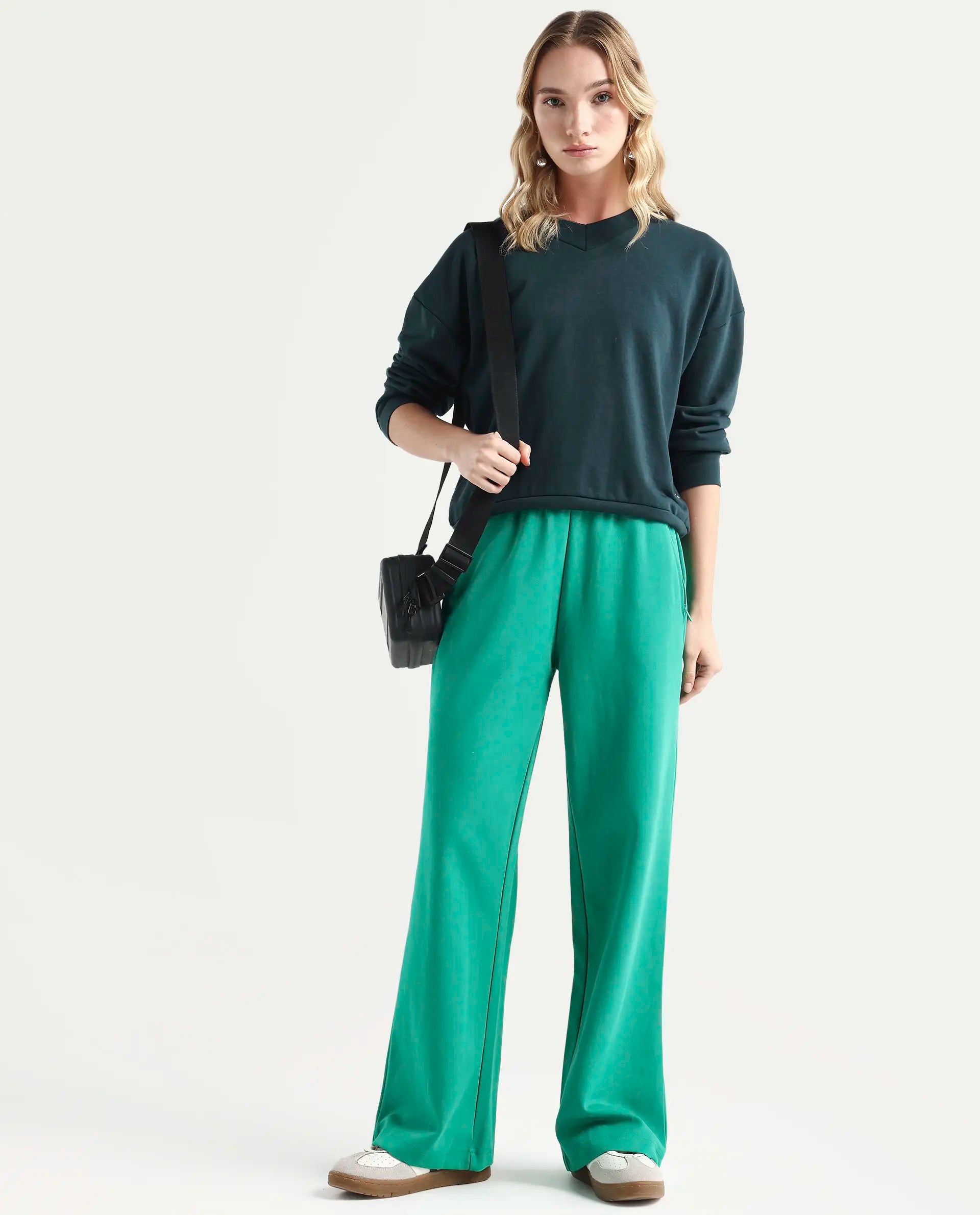 Rareism Women's Heavy Weight Interlock 340 Gsm Cotton Blend Plain Ankle Length Relaxed Fit Track Pant Flared