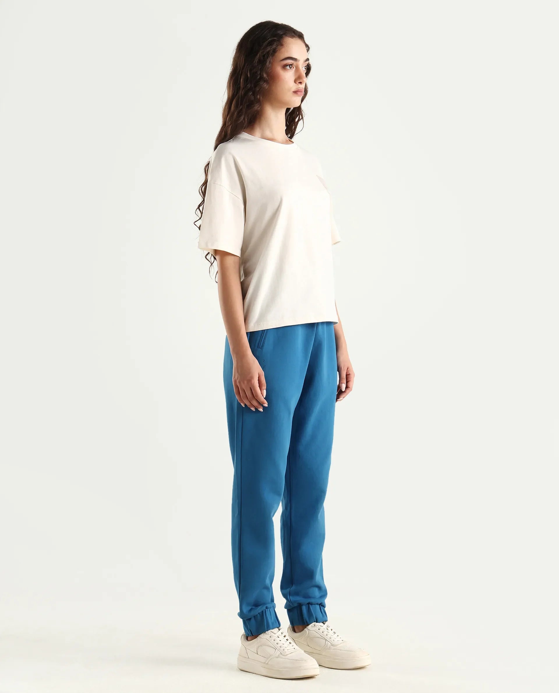 Rareism Women's Heavy Weight Interlock 340 Gsm Cotton Blend Plain Ankle Length Relaxed Fit Track Pant