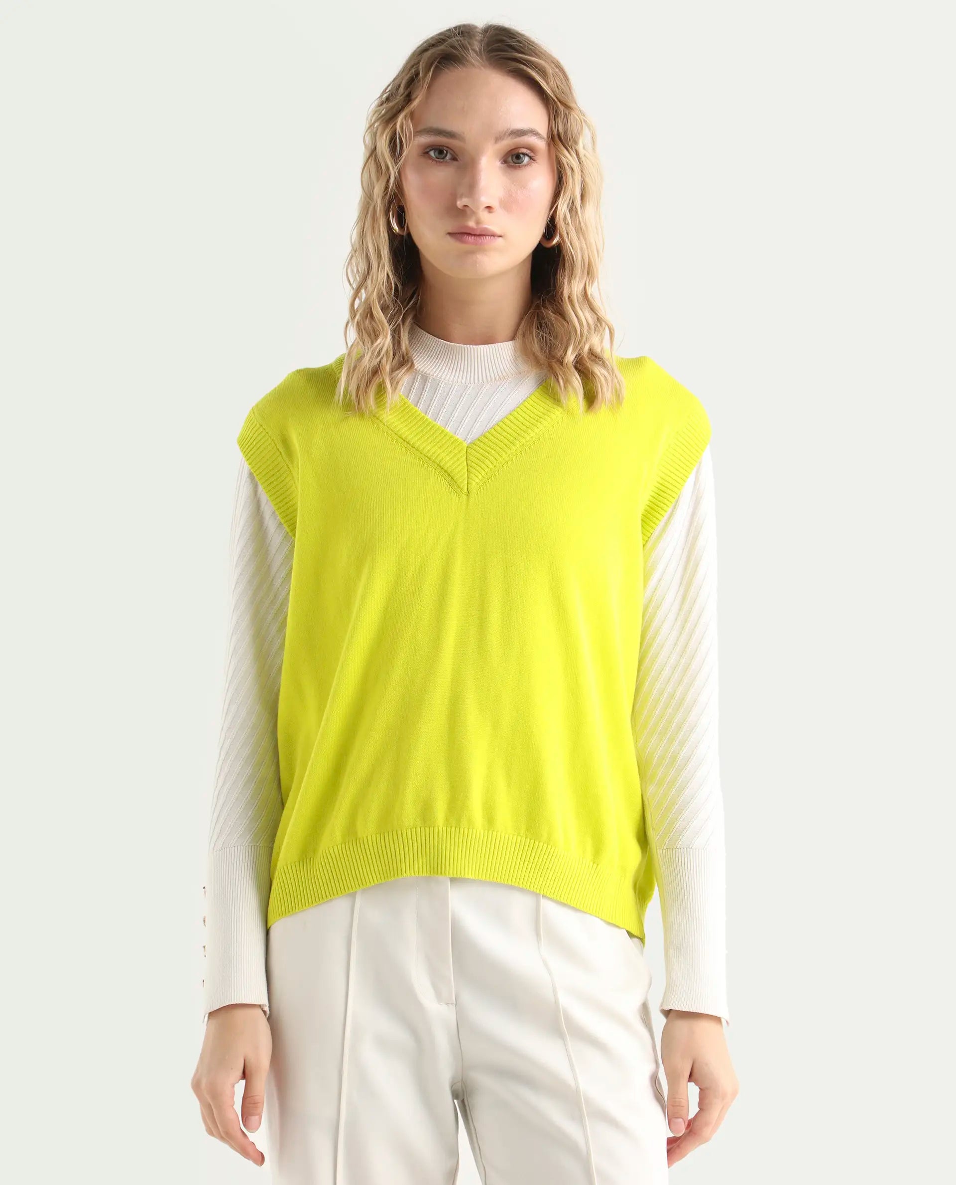 Rareism Women's Madelyn Green Cotton V-Neck Plain Sleeveless Regular Fit Sweater