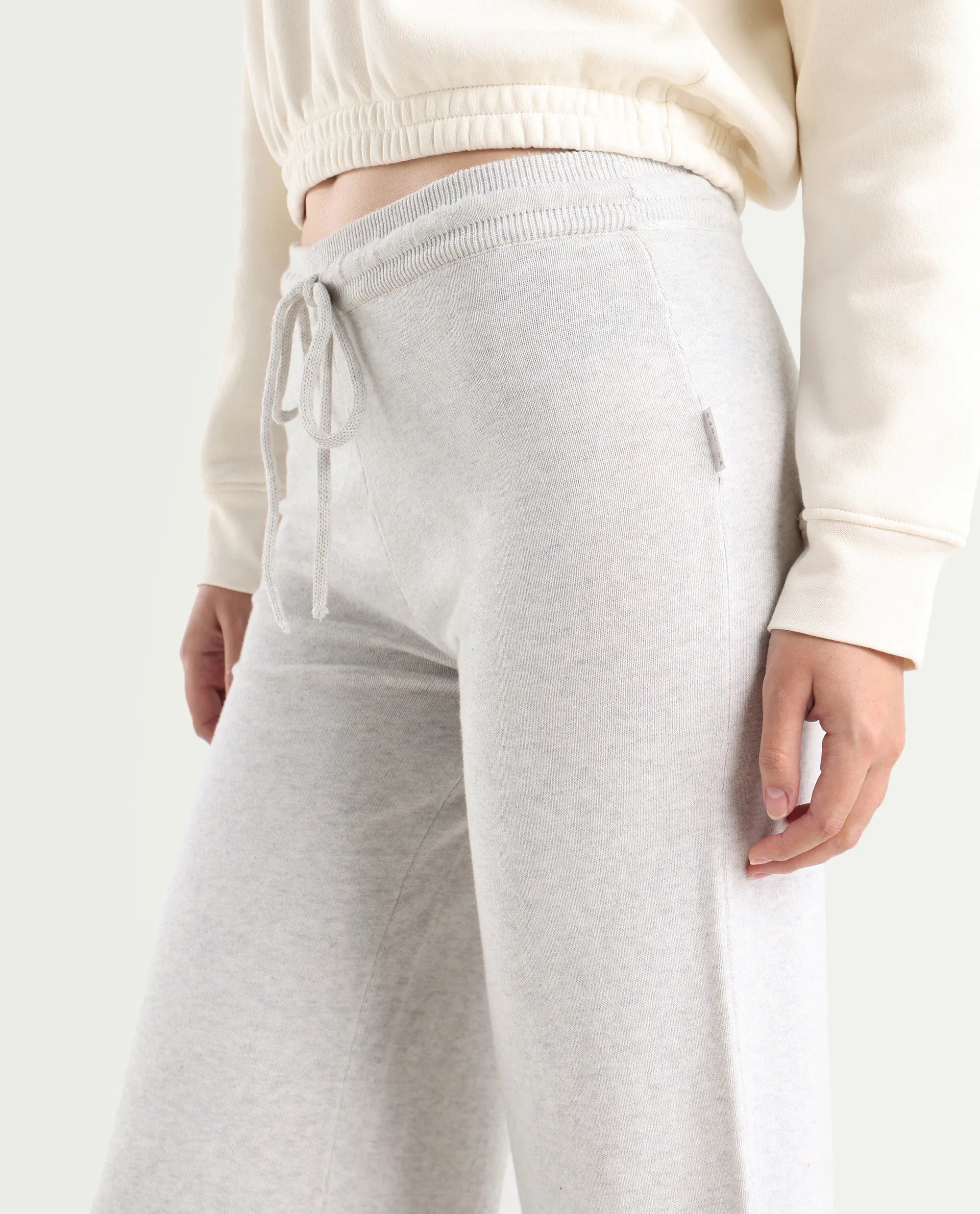 Rareism Women's Finn Track Offwhite Cotton Plain Ankle Length Flared Track Pant