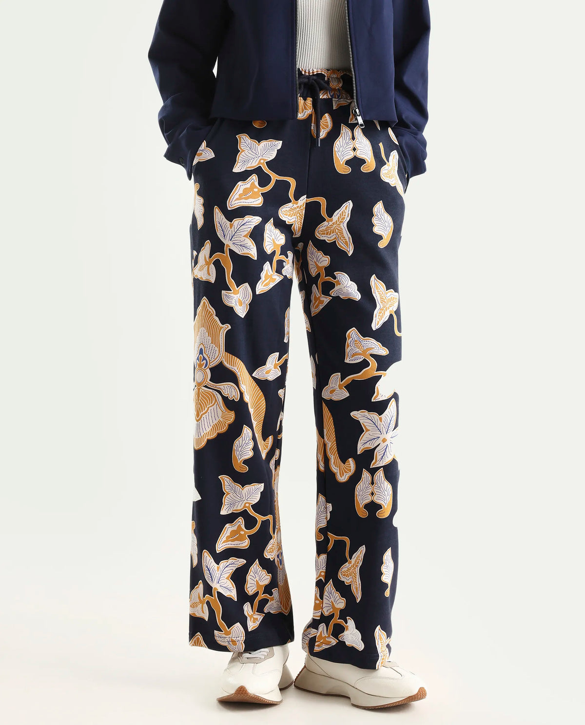 Rareism Women's Bogota Navy Cotton Abstract Print Ankle Length Relaxed Fit Track Pant