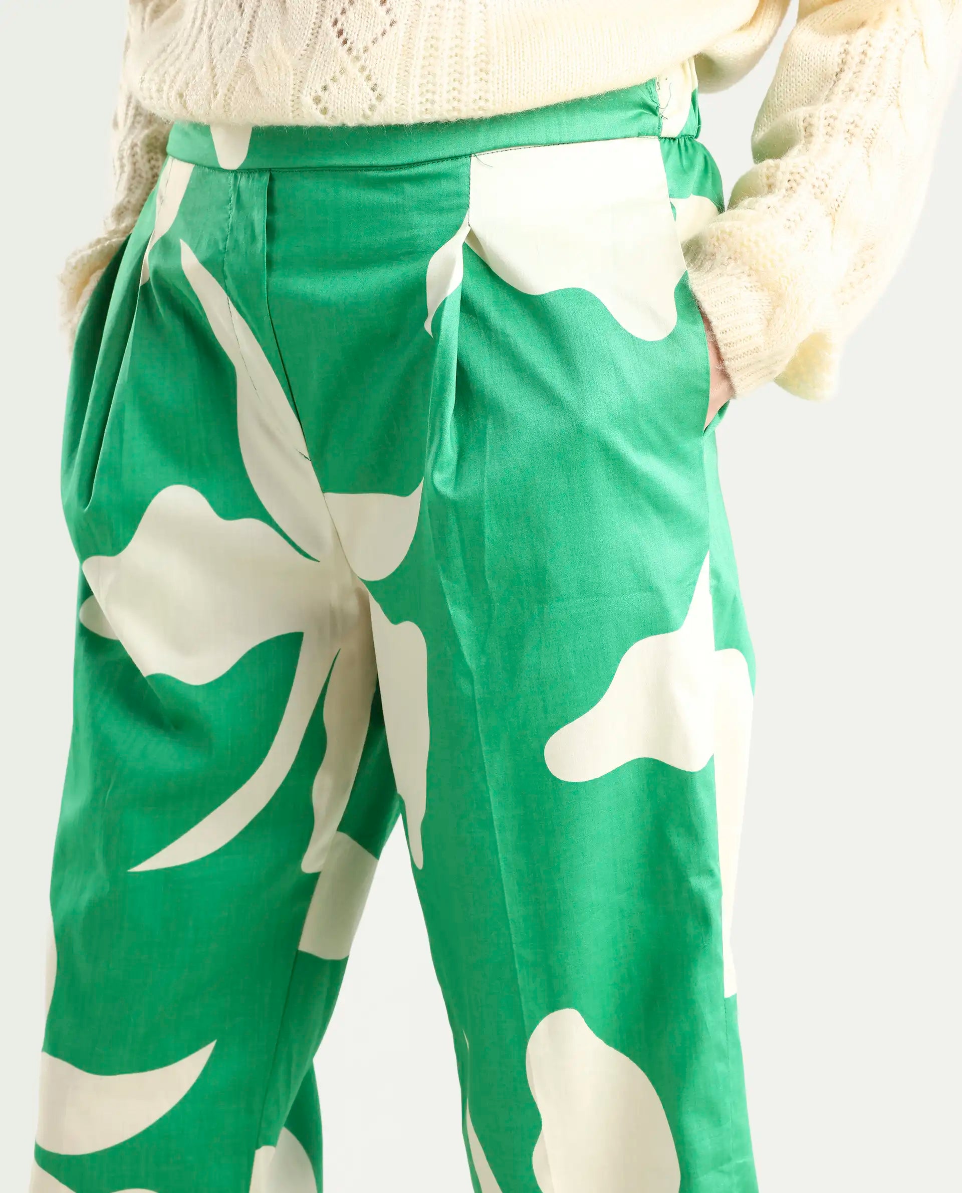 Rareism Women's Slag Green Cotton Floral Print Ankle Length Relaxed Fit Trouser