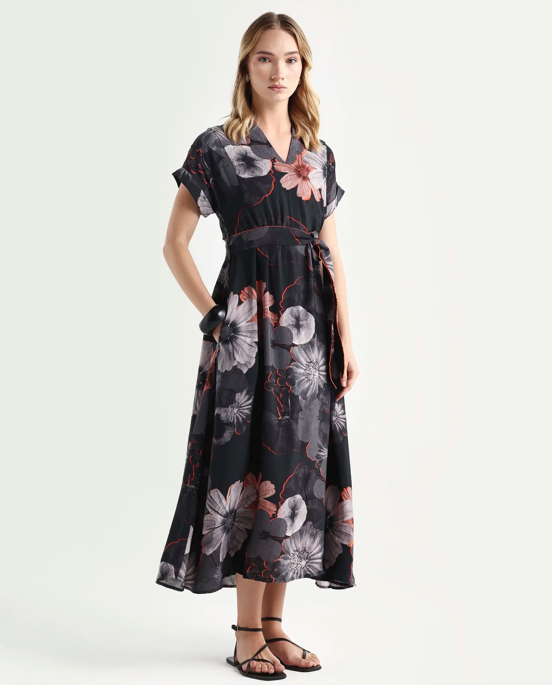 Rareism Women's Ringel Black Polyester Blend V-Neck Floral Print Extended Sleeves Maxi Regular Fit Dress