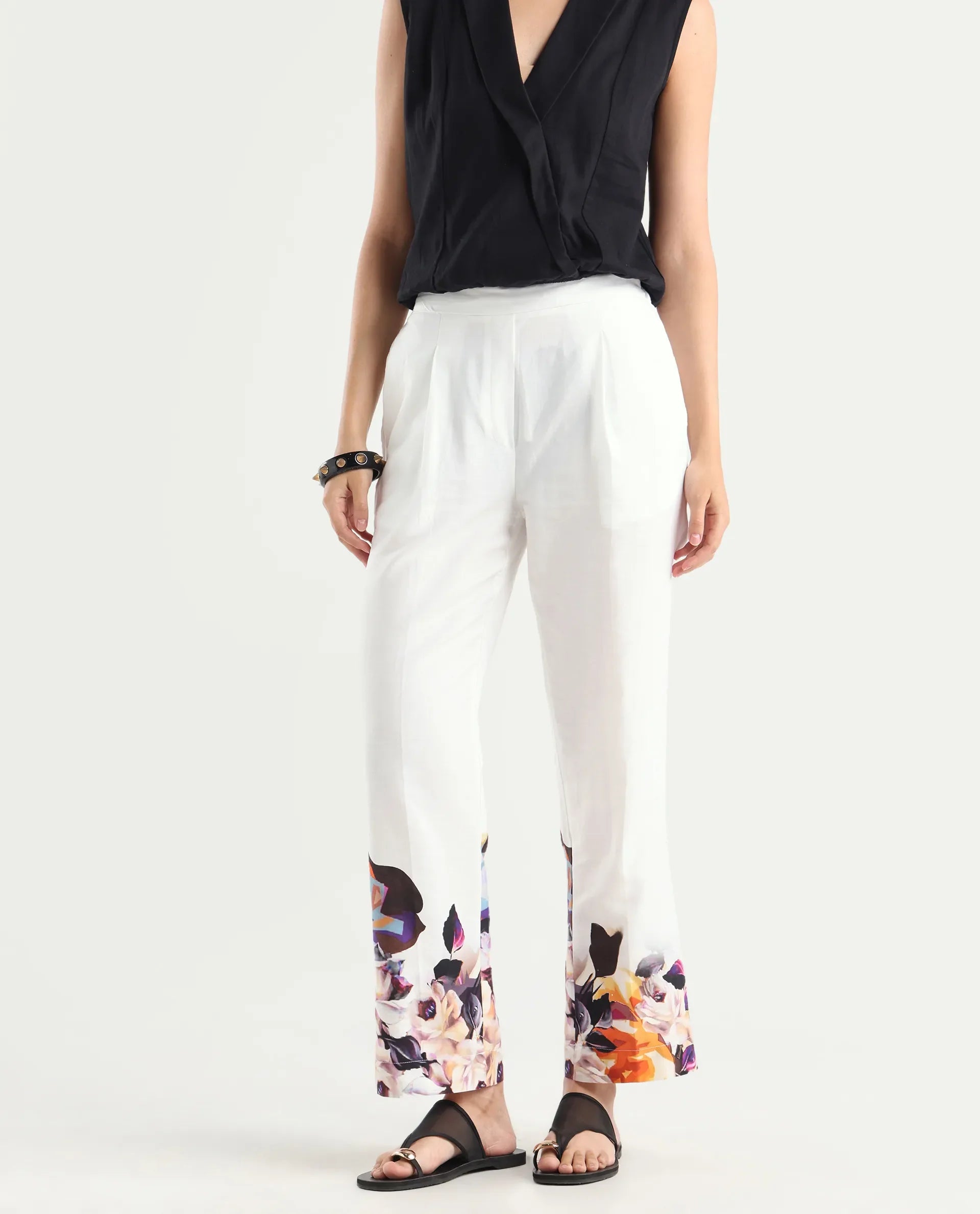 Rareism Women's Weigen White Cotton Floral Print Ankle Length Relaxed Fit Trouser