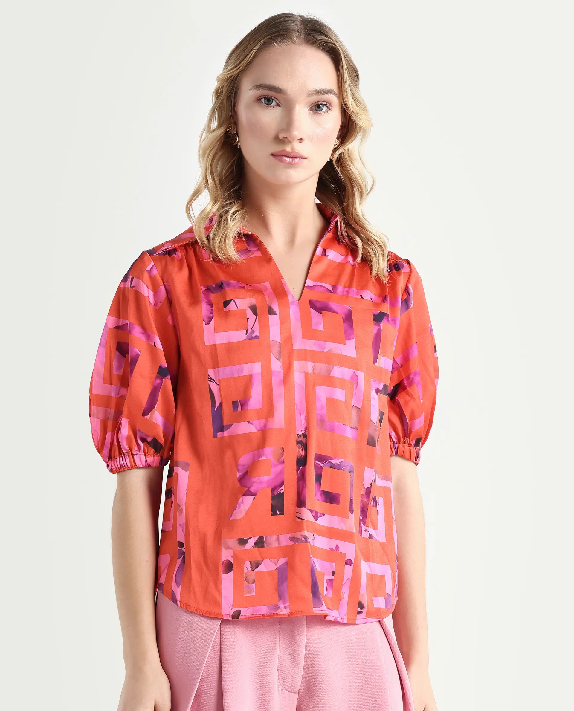 Rareism Women's Mclean Pink Polyester Spread Collar Geometric Print Regular Fit Shrug