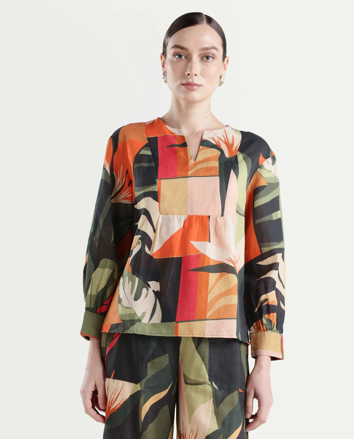 Rareism Women's Agenia-T Pastel Multi Cotton Blend Crew Neck Abstract Print Bishop Sleeve Regular Fit Top