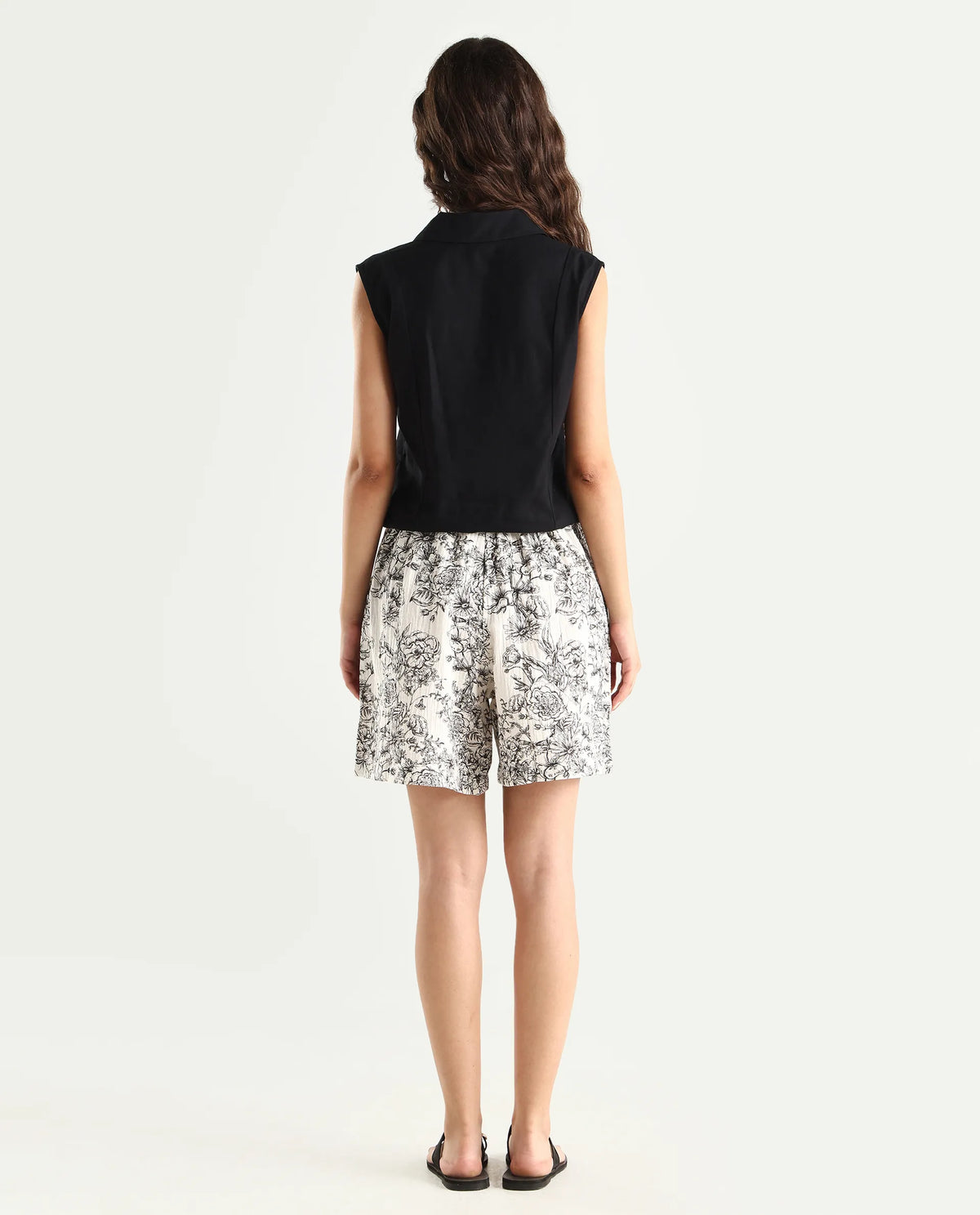 Rareism Women's Lorainet Off White Cotton Floral Print Mini Relaxed Fit Shorts