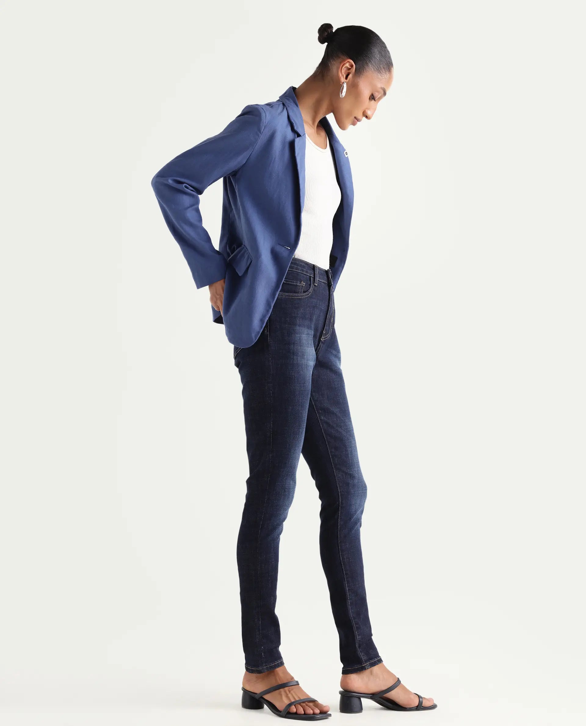Rareism Women's Zaisho Dark Blue Cotton Blend Plain Ankle Length Sleek Skinny Fit Jeans