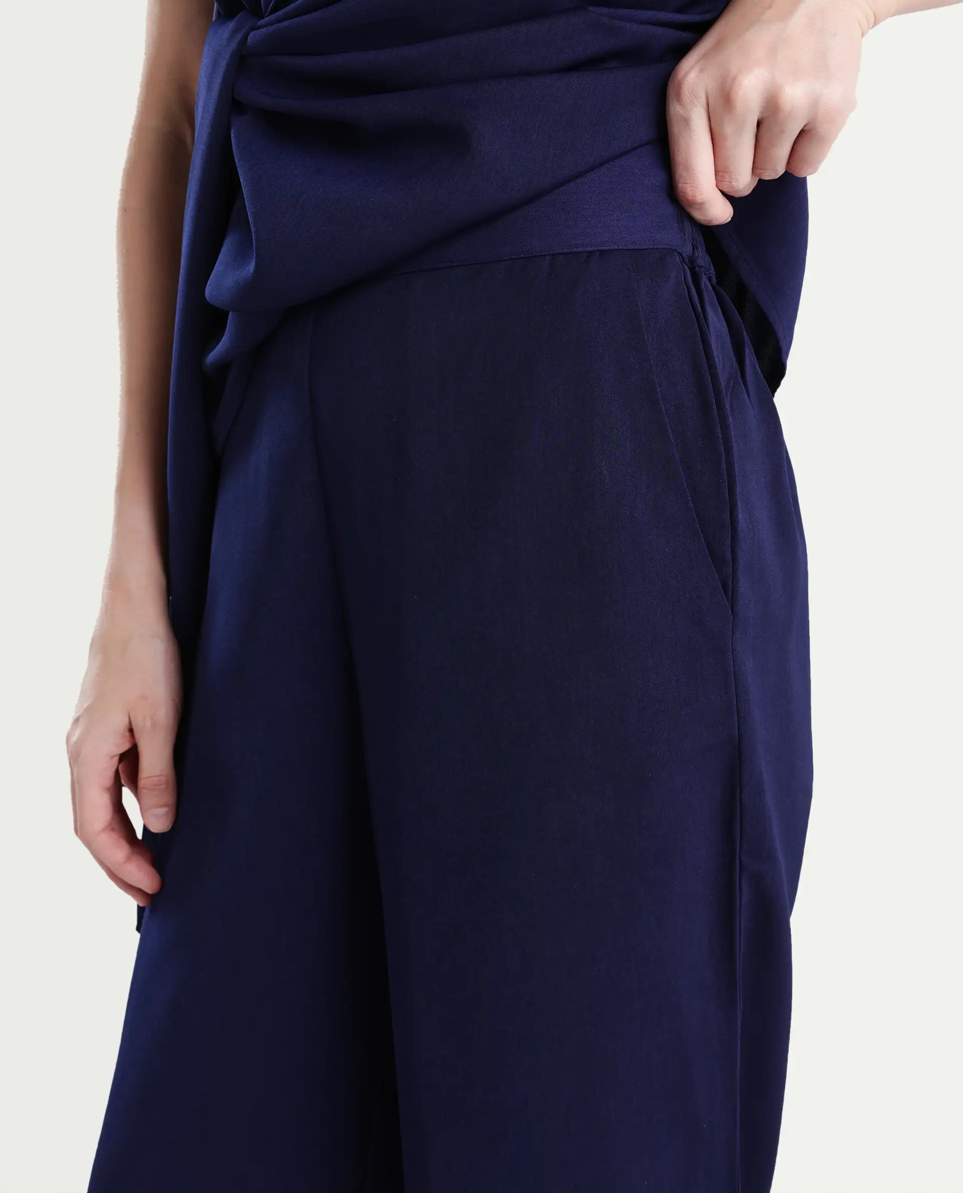 Rareism Women's Leville-B Dark Blue Polyester Blend Plain Straight Fit Trouser