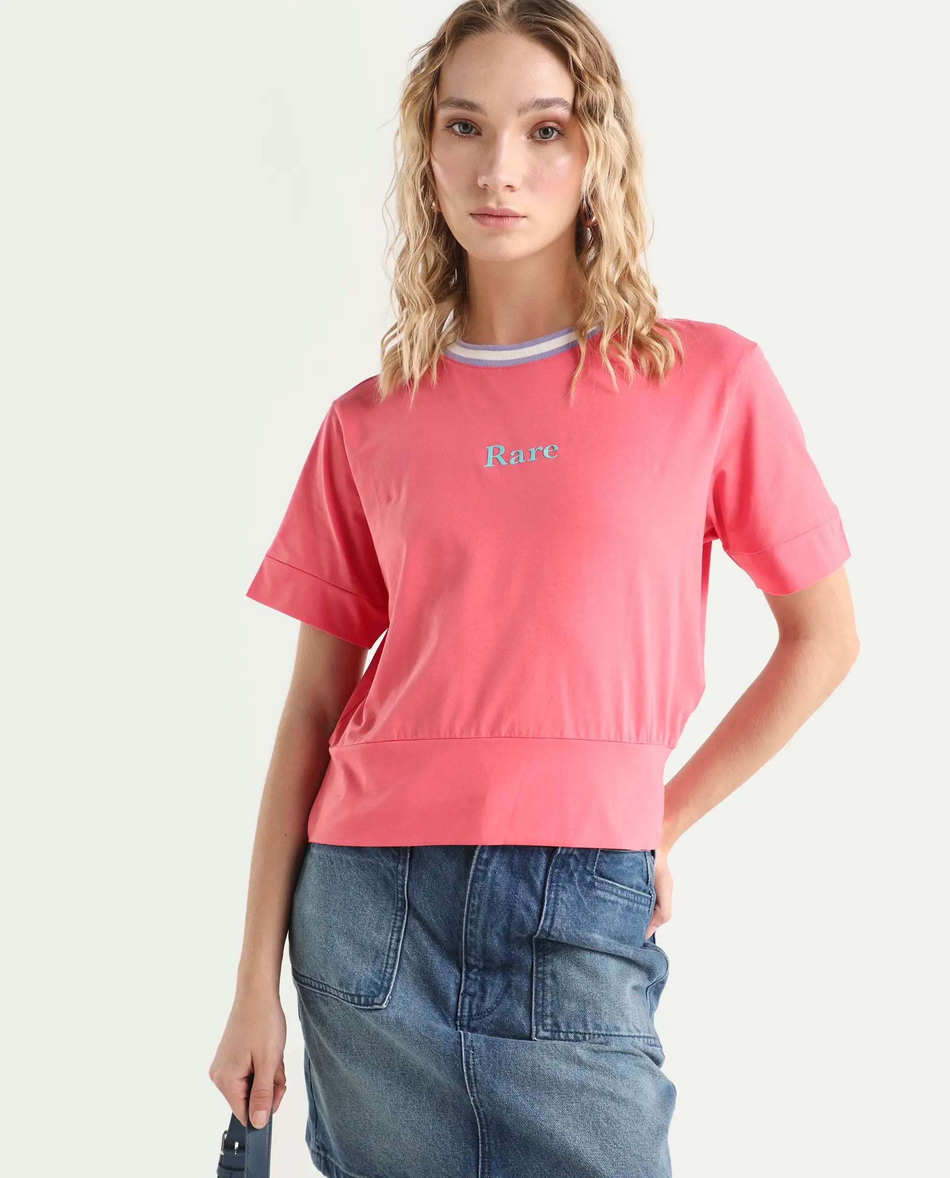 Rareism Women's Eliza Peach Cotton Blend Crew Neck Graphic Print Regular Fit T-Shirt