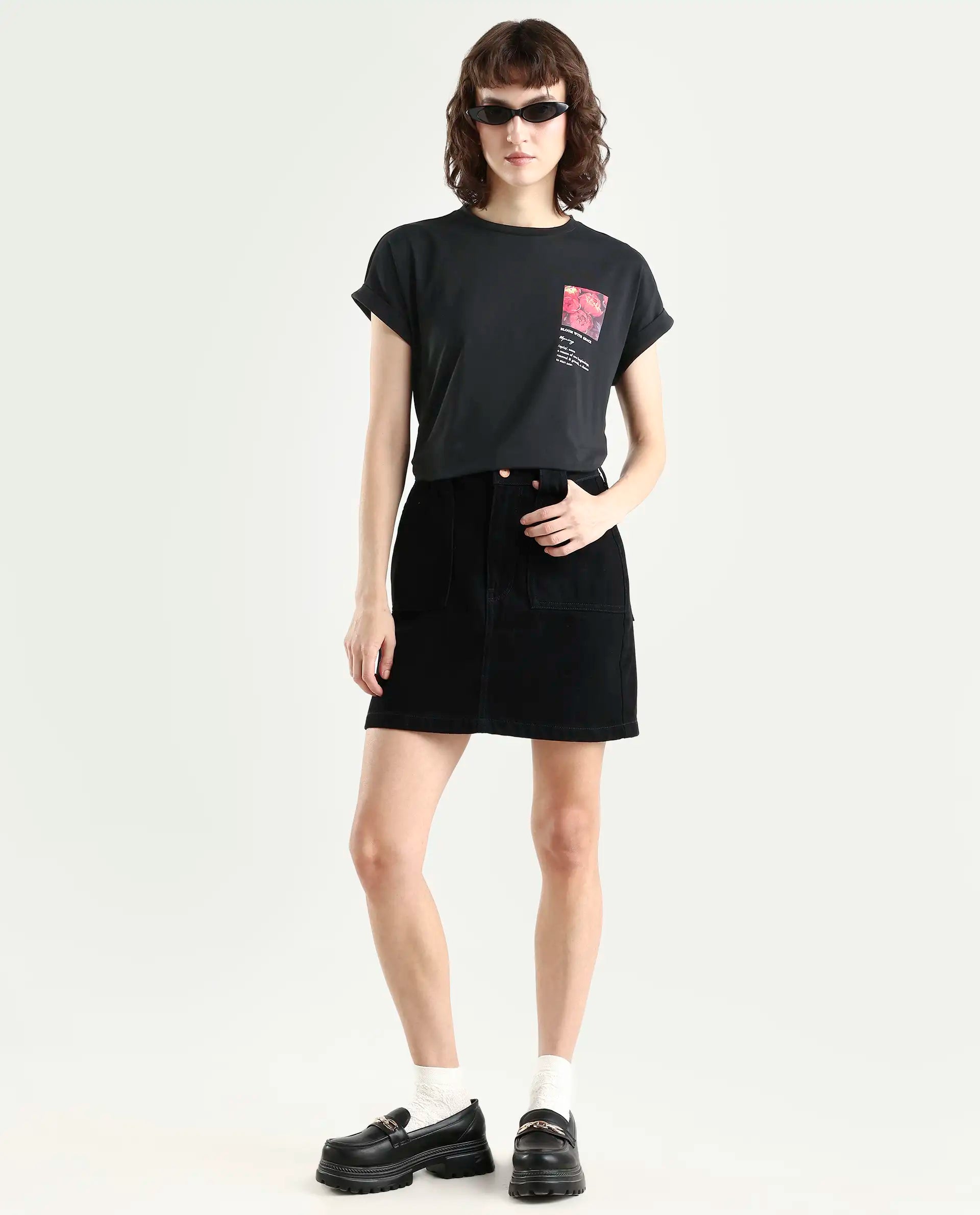 Rareism Women's Poctri Black Cotton Blend Crew Neck Graphic Print Extended Sleeves Regular Fit T-Shirt
