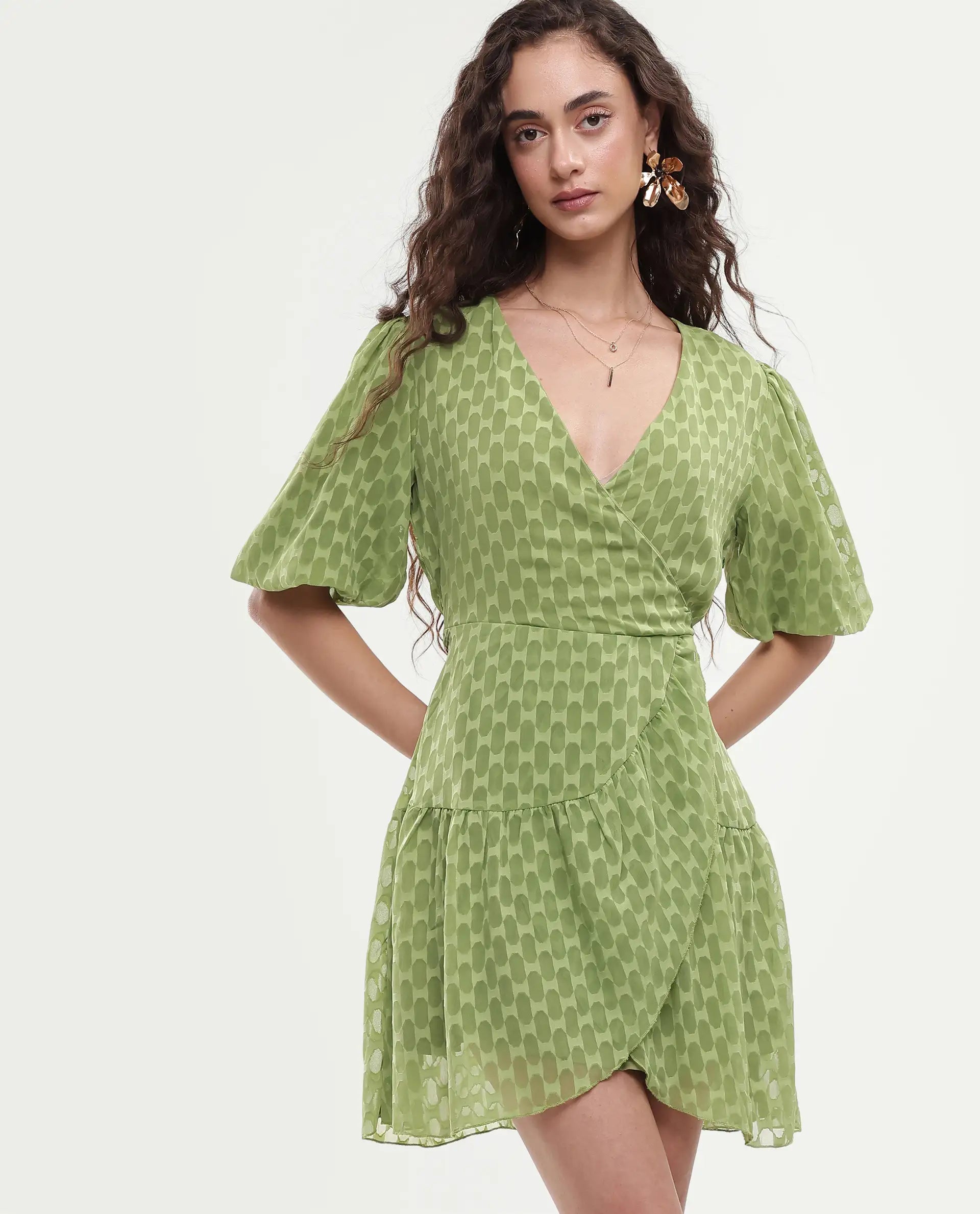 Rareism Women's Namika Light Green Polyester Blend V-Neck Plain Balloon Sleeve Mini Fit And Flare Dress