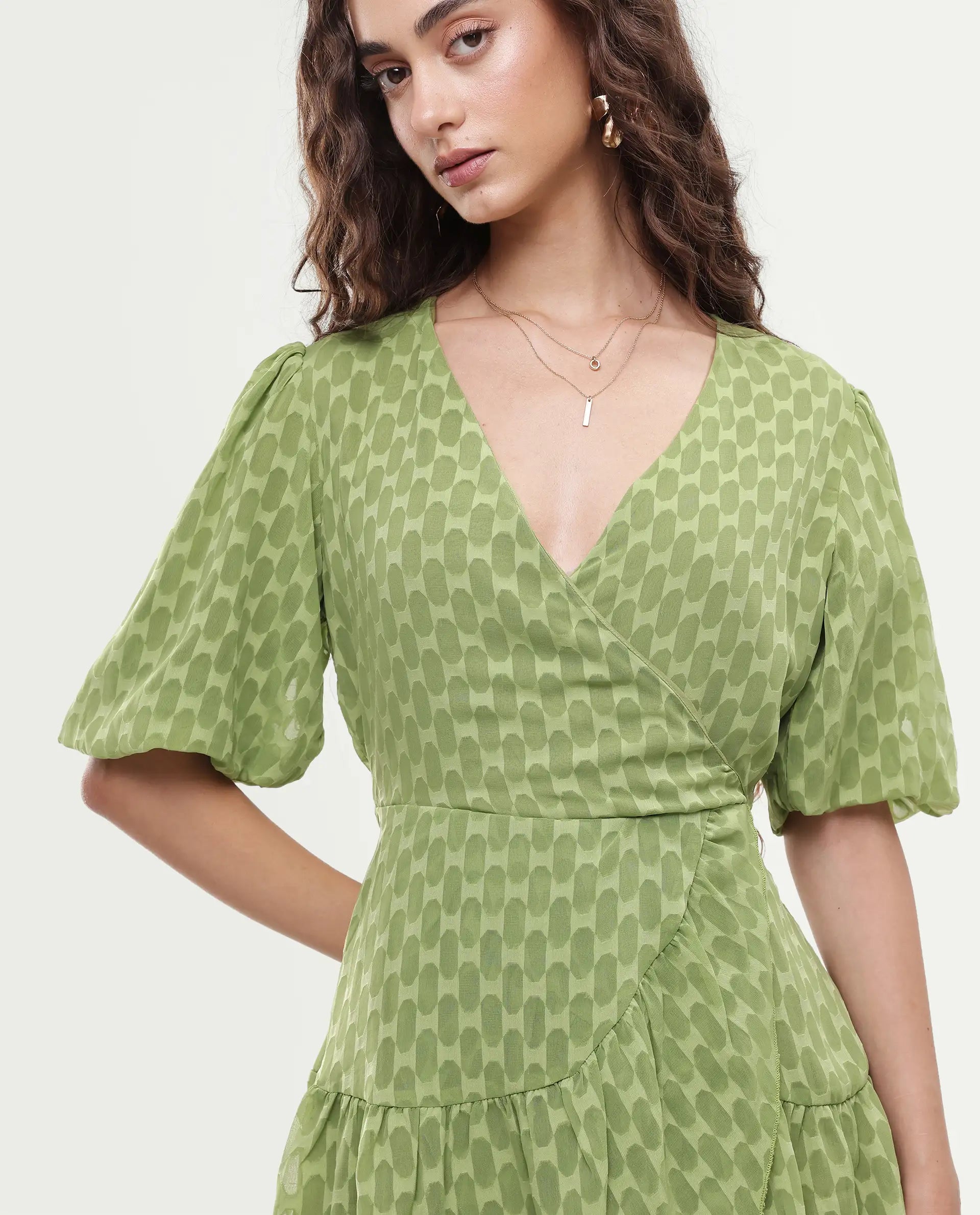Rareism Women's Namika Light Green Polyester Blend V-Neck Plain Balloon Sleeve Mini Fit And Flare Dress