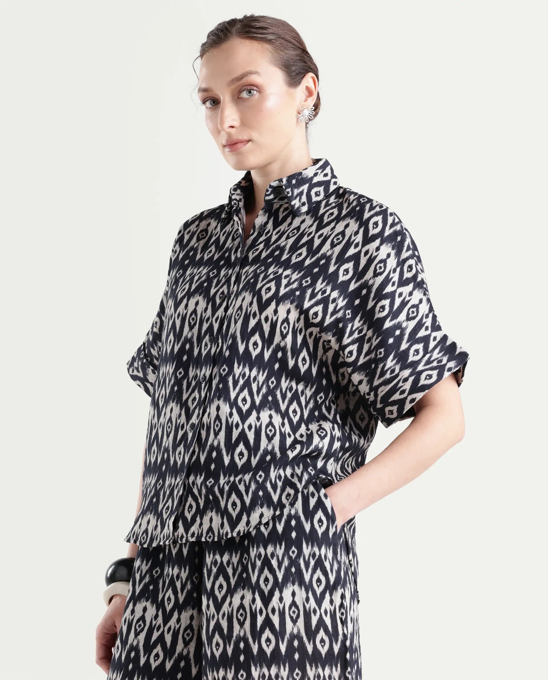 Rareism Women's Sabuto T Black Cotton Blend Drop Collar Geometric Print Boxy Fit Shirt