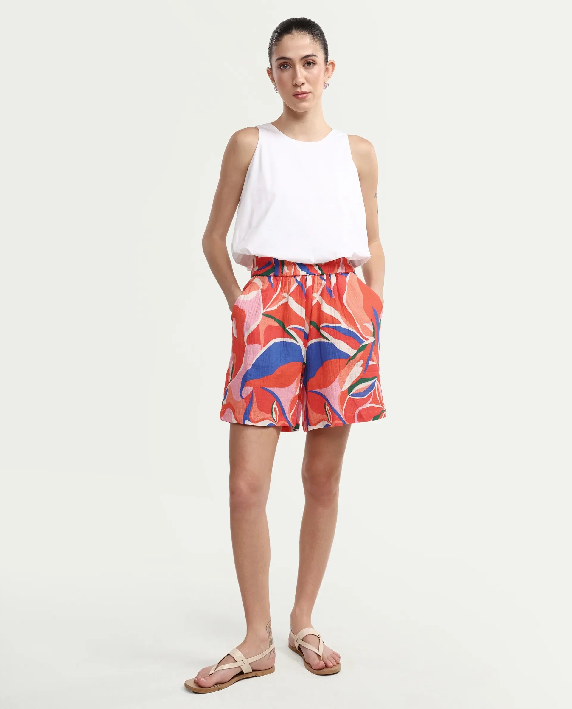Rareism Women's Kabuto-B Multi Cotton Blend Abstract Print Mini Relaxed Fit Shorts