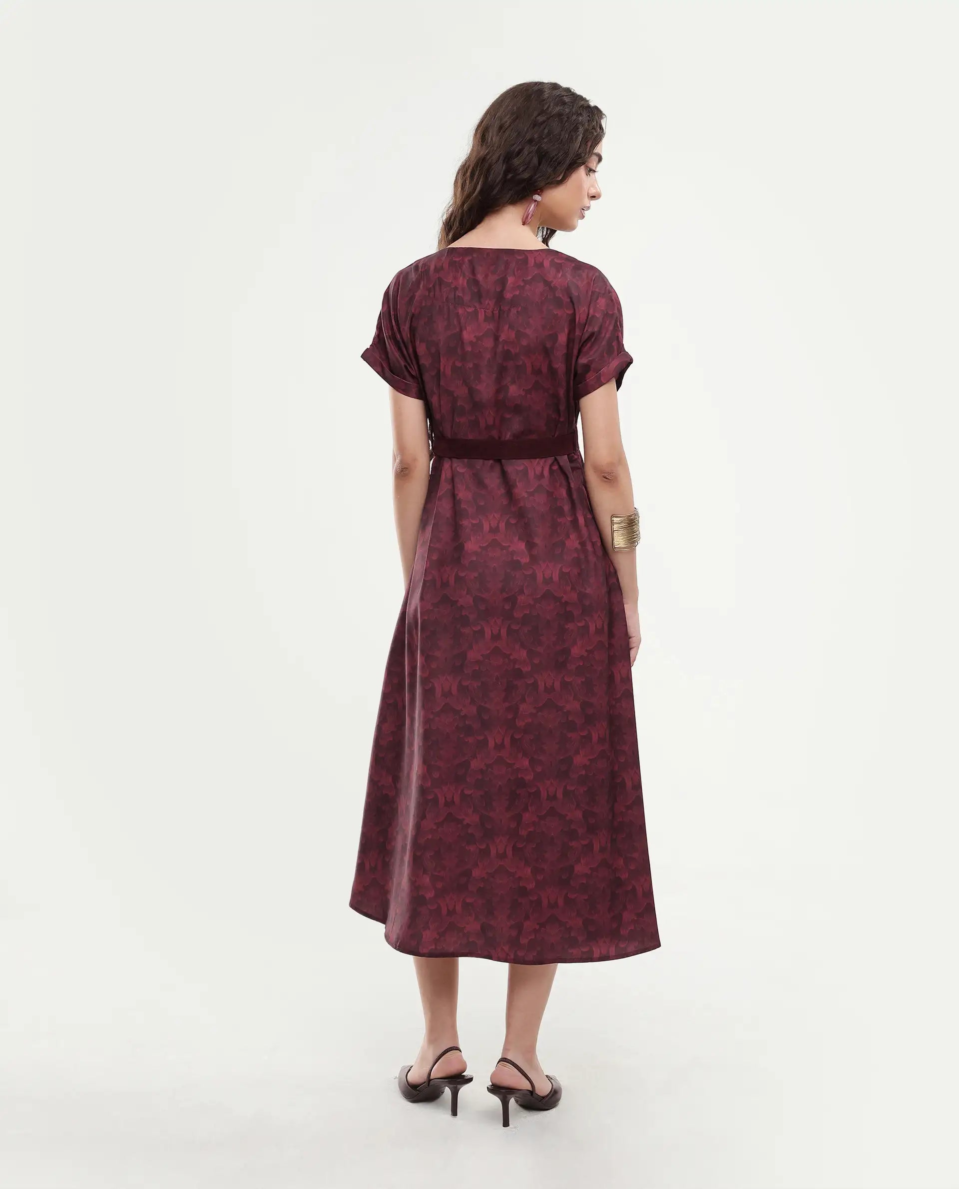 Rareism Women's Mulaani Maroon Satin Round Neck Abstract Print Extended Sleeves Midi A-Line Dress