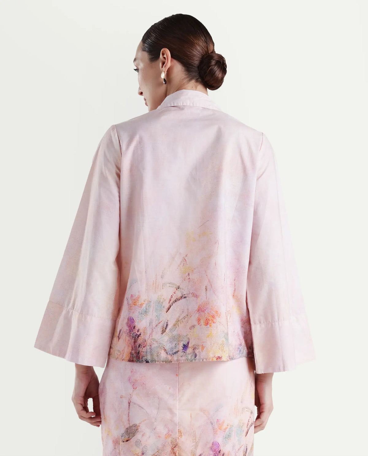 Rareism Women's Loko Pink Cotton Spread Collar Floral Print Bell Sleeve Regular Fit Top