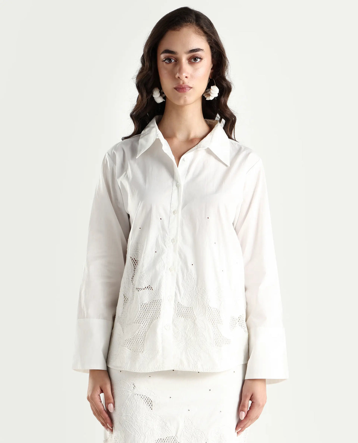 Rareism Women's Quitti Light White Cotton Spread Collar Plain Bell Sleeve Regular Fit Top