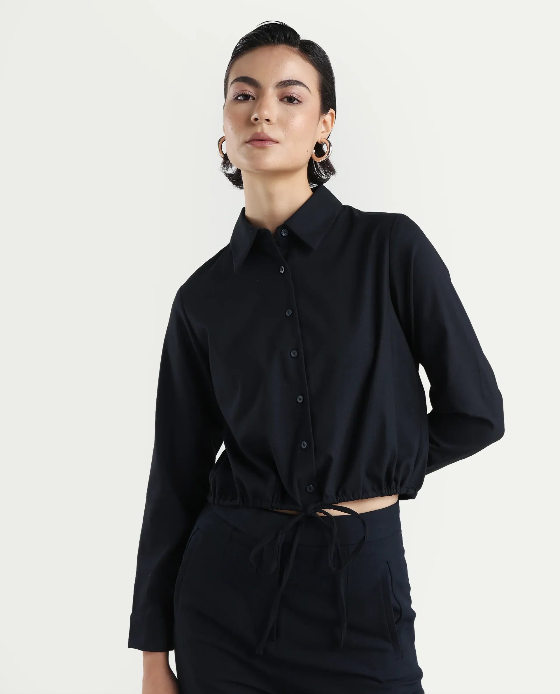 Rareism Women's Hika Dark Navy Lycra Spread Collar Plain Cuffed Sleeve Crop Regular Fit Top