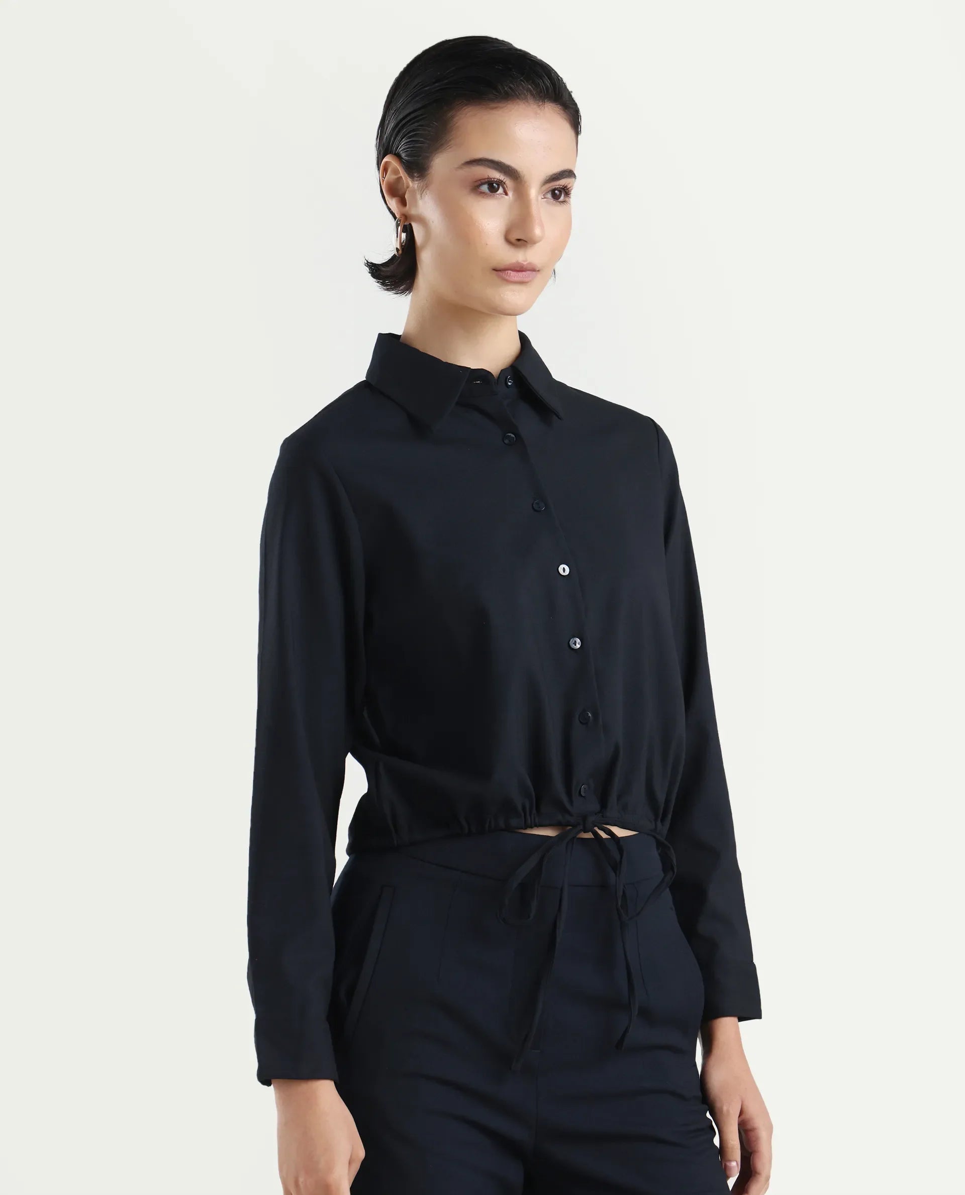 Rareism Women's Hika Dark Navy Lycra Spread Collar Plain Cuffed Sleeve Crop Regular Fit Top