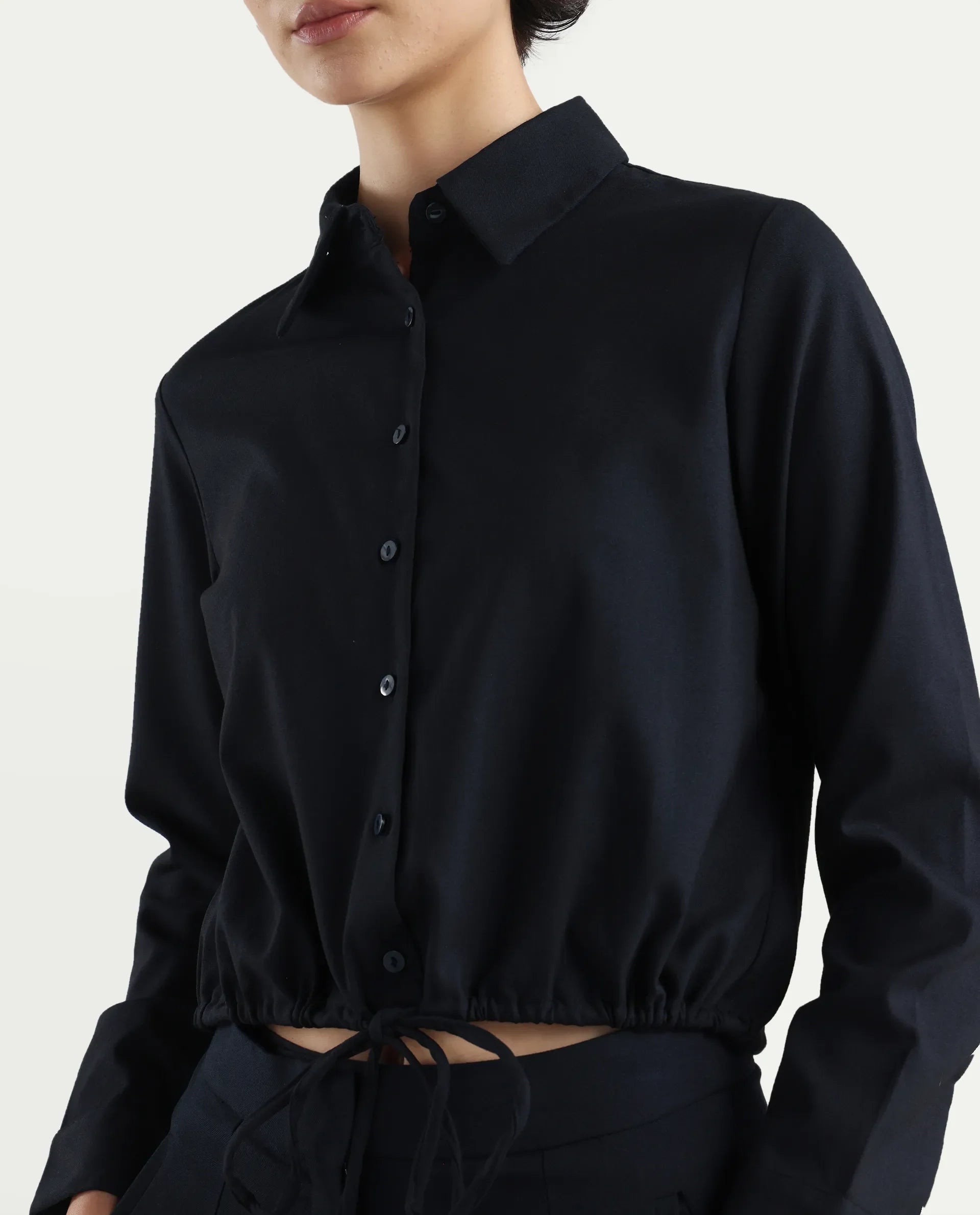 Rareism Women's Hika Dark Navy Lycra Spread Collar Plain Cuffed Sleeve Crop Regular Fit Top