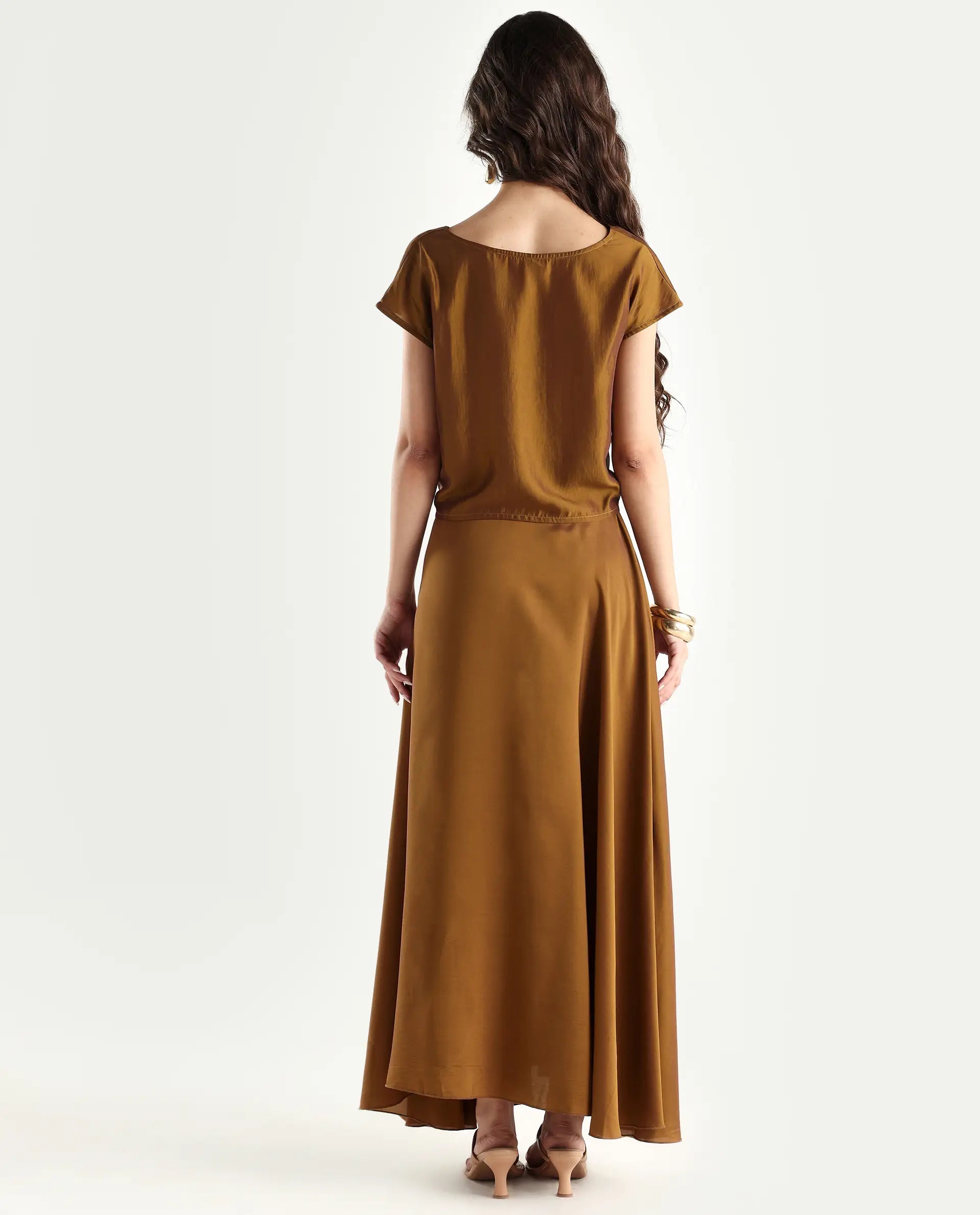 Rareism Women's Yesmar Metallic Gold Polyester Plain Maxi Flared Skirt