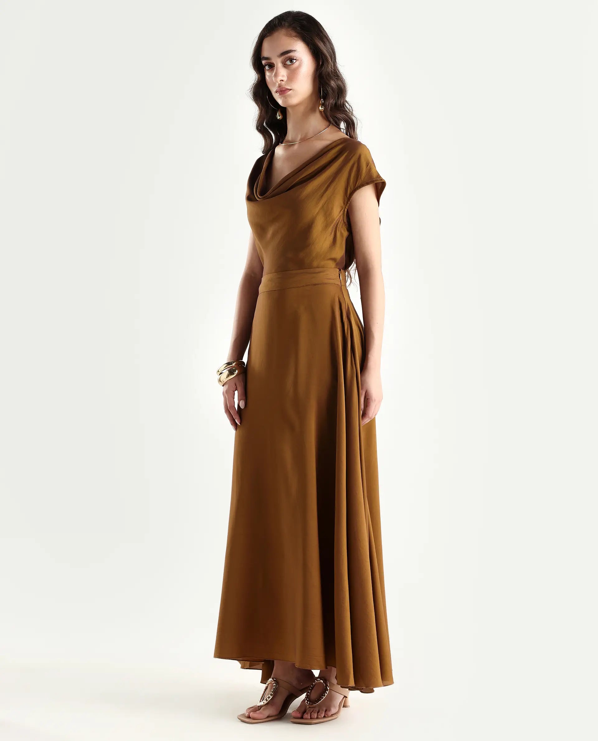 Rareism Women's Yesmar Metallic Gold Polyester Plain Maxi Flared Skirt