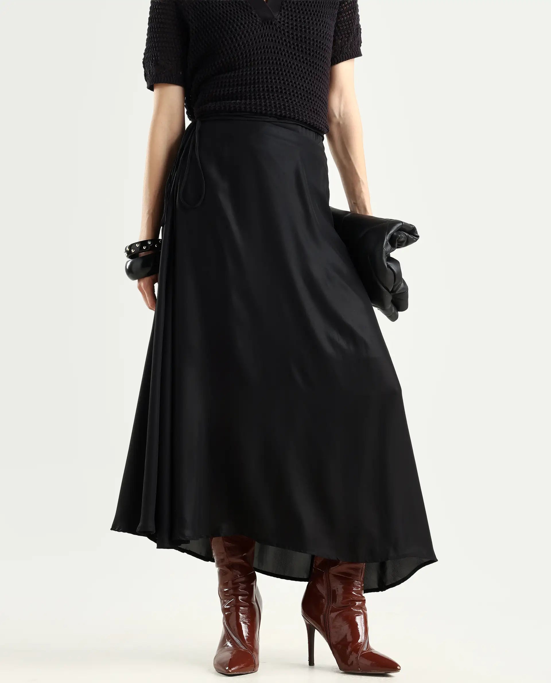 Rareism Women's Wagna Black Polyester Plain Maxi Flared Skirt