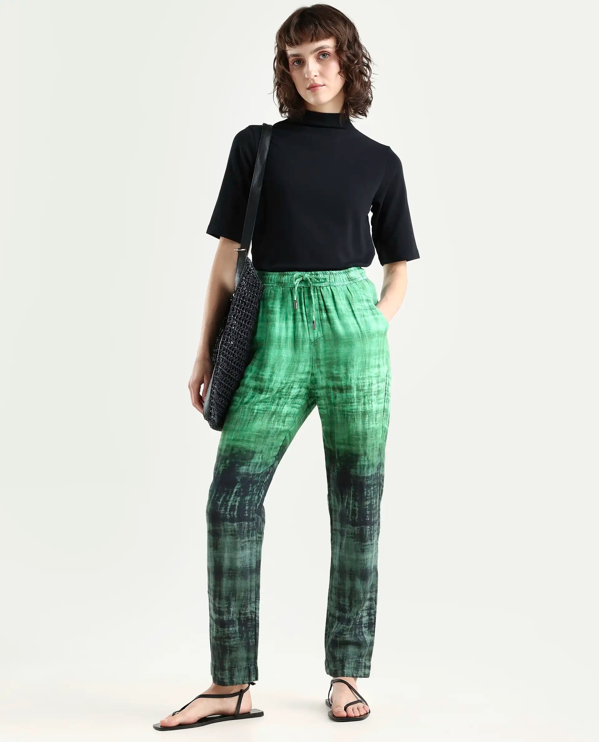 Rareism Women's Raymon Green Cotton Ombre Ankle Length Tailored Trouser