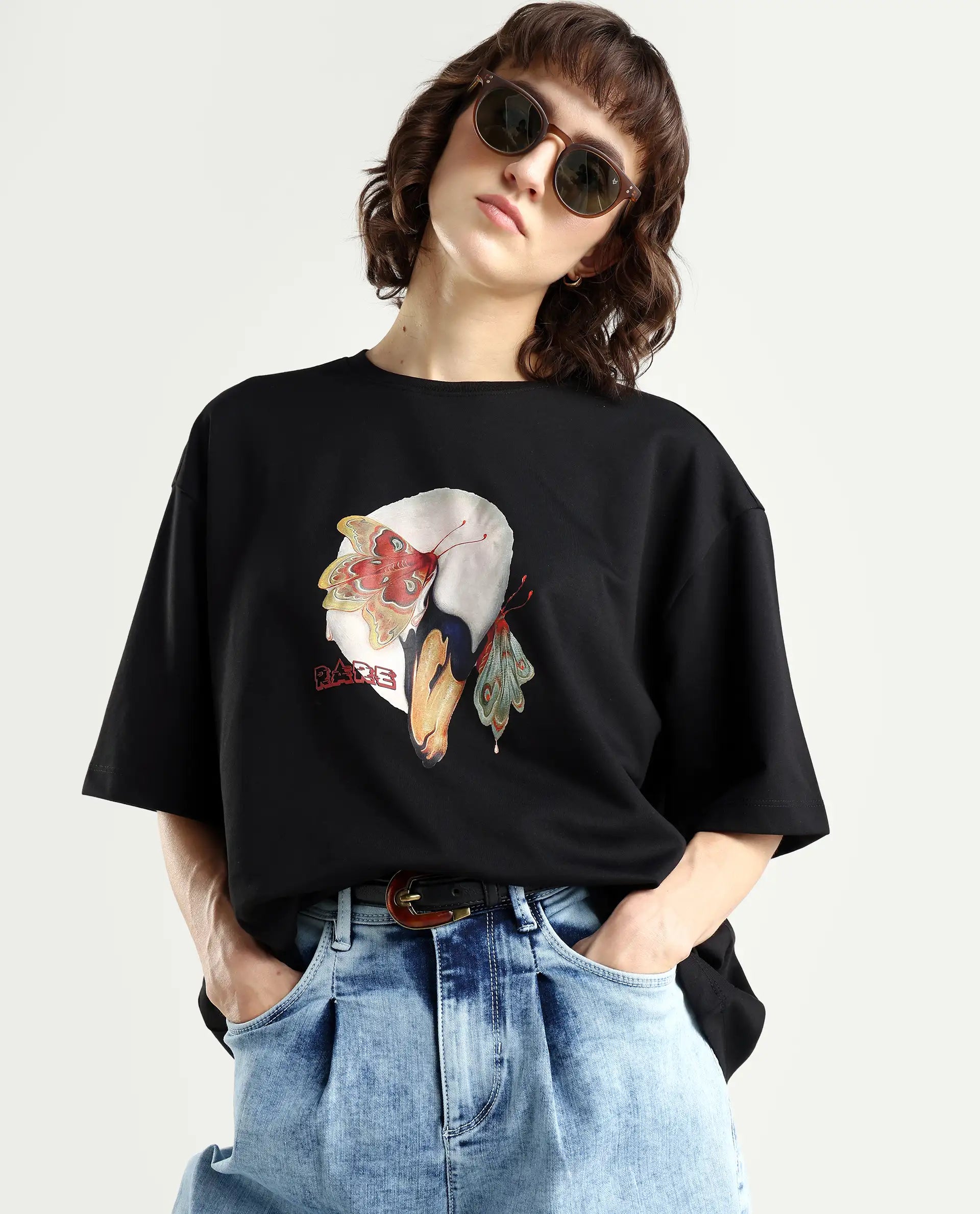 Rareism Women's Grail Black Cotton Blend Crew Neck Graphic Print Oversized T-Shirt