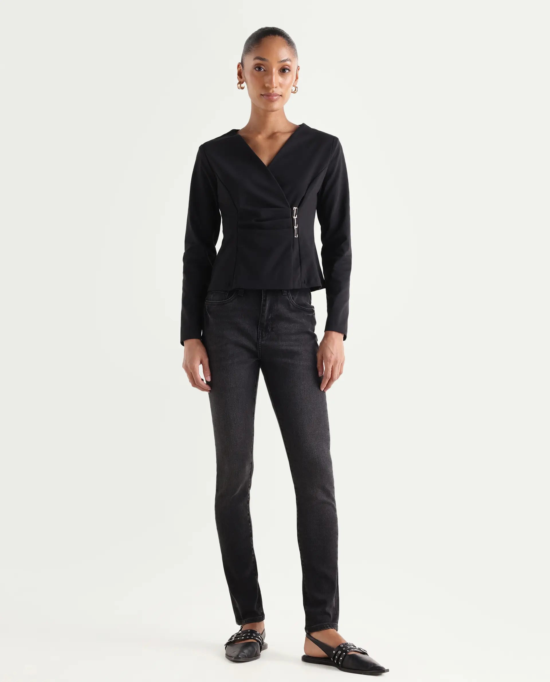 Rareism Women's Zingy Black Cotton Blend Plain Ankle Length Sleek Skinny Fit Jeans