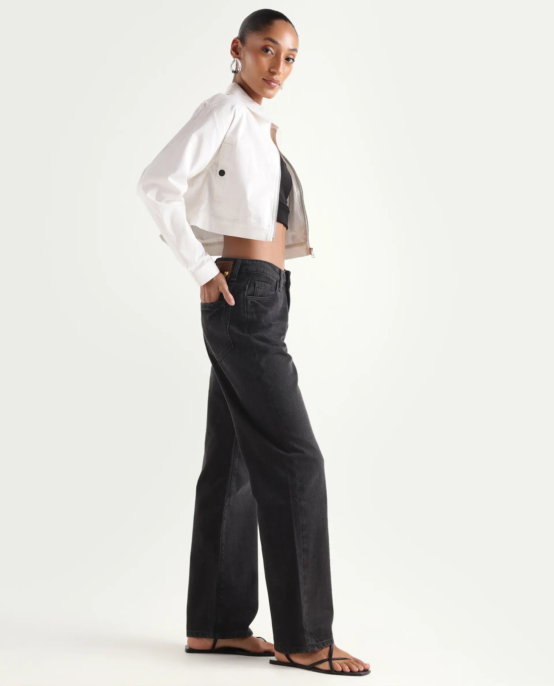 Rareism Women's Beuro Black Cotton Blend Plain Ankle Length Straight Fit Jeans
