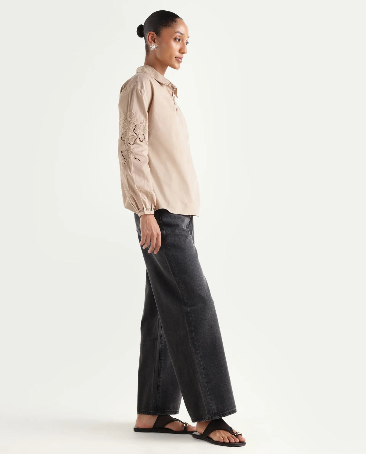 Rareism Women's Kinzy Black Cotton Plain Ankle Length Effortless Sculpt high wide Jeans