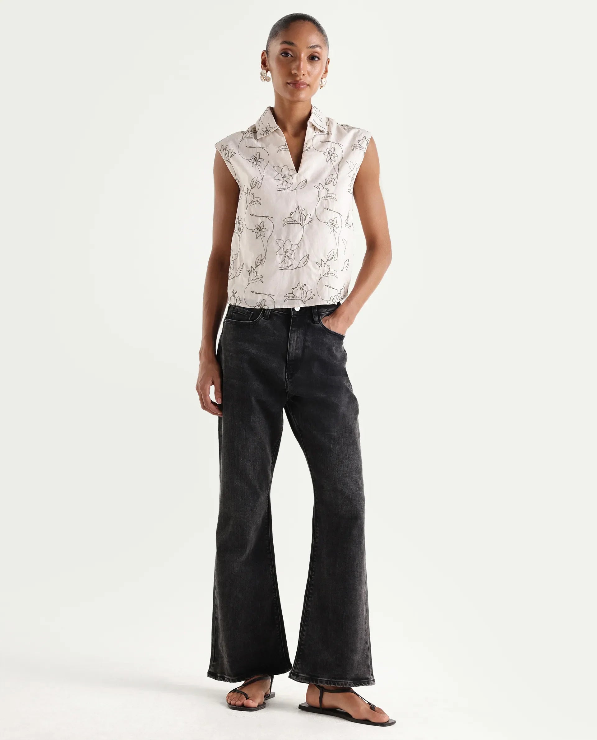 Rareism Women's Mica Black Cotton Blend Plain Ankle Length Bootcut Jeans