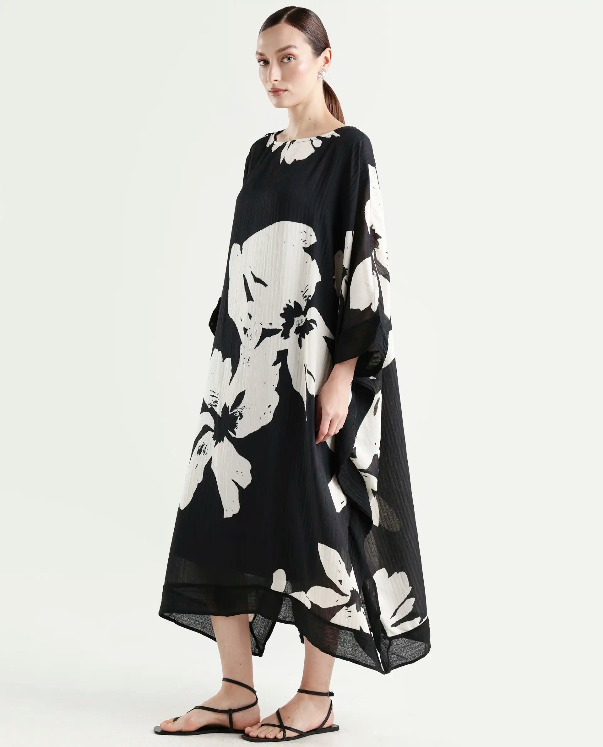 Rareism Women's Janarea Black Polyester Boat Neck Abstract Print Kaftan Sleeve Midi Kaftan Dress