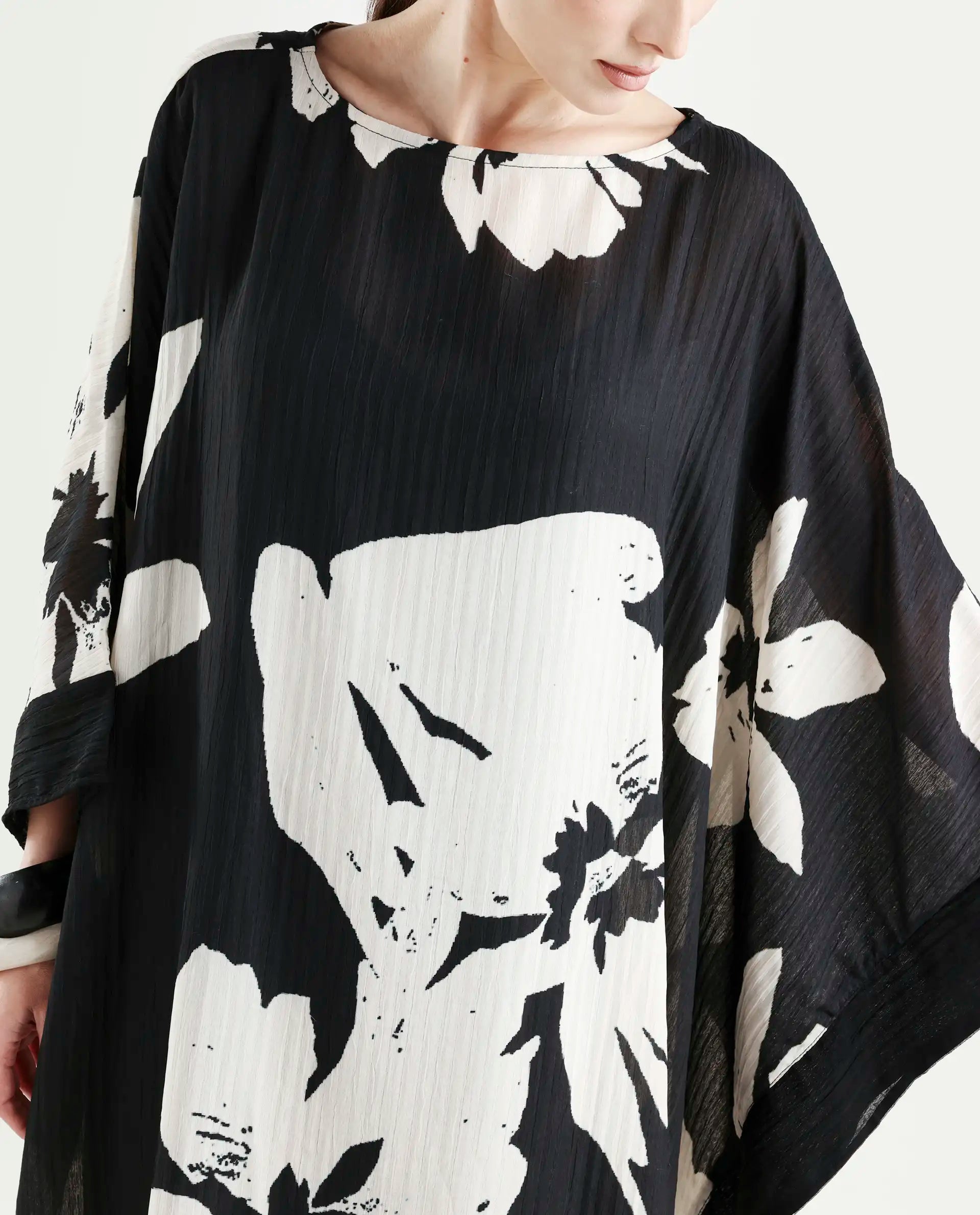 Rareism Women's Janarea Black Polyester Boat Neck Abstract Print Kaftan Sleeve Midi Kaftan Dress